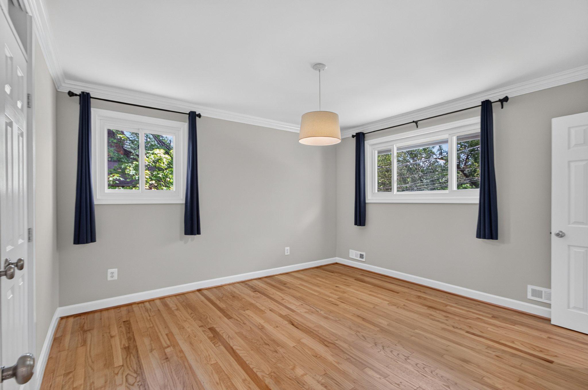 WILDWOOD MANOR - Residential