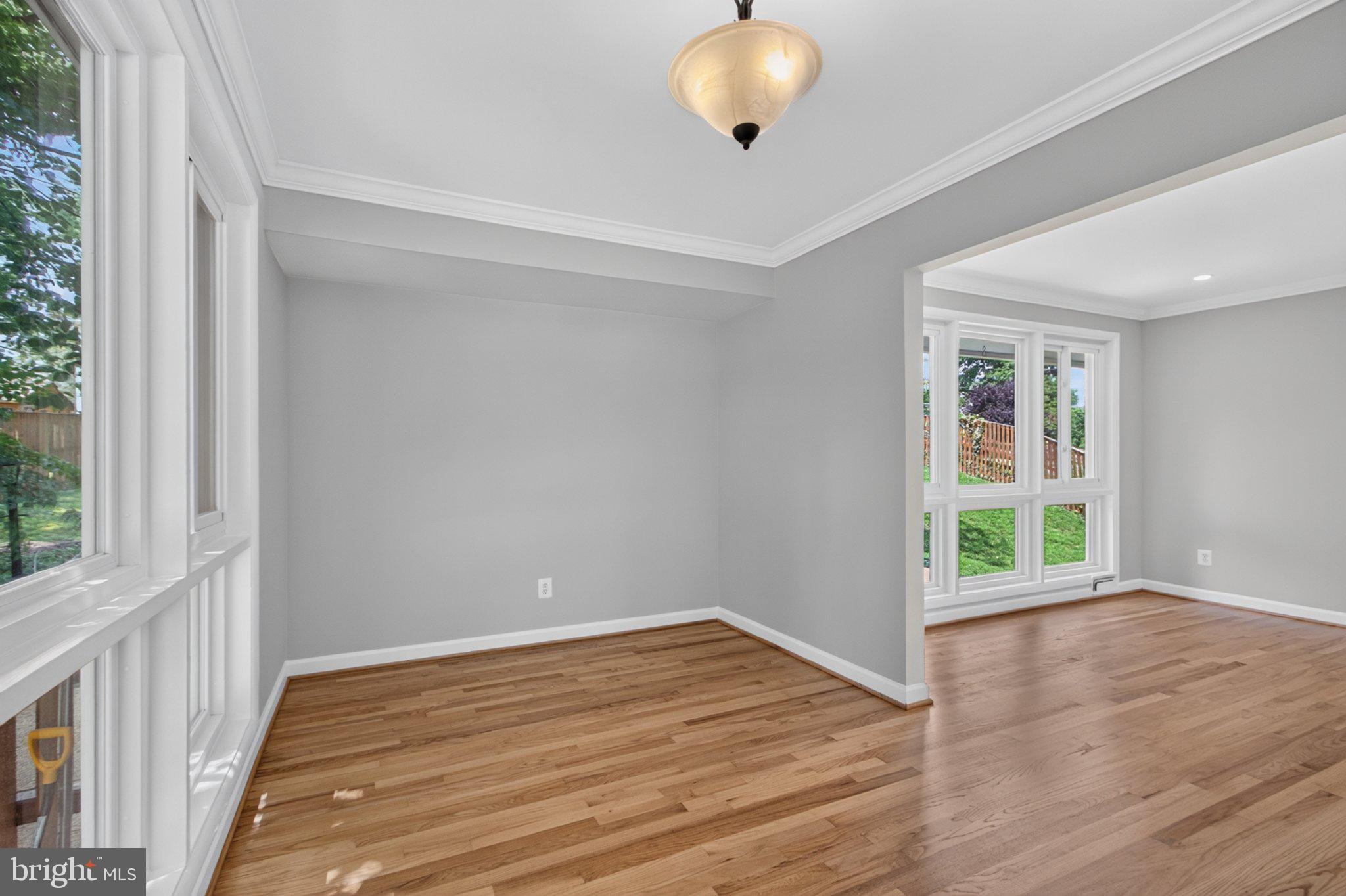 WILDWOOD MANOR - Residential
