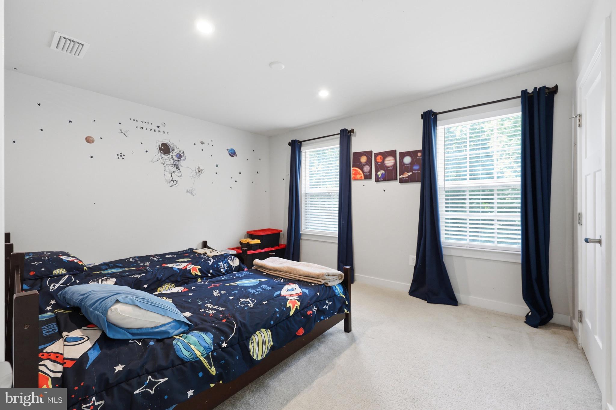 THE LAKES AT MARTINSBURG - Residential