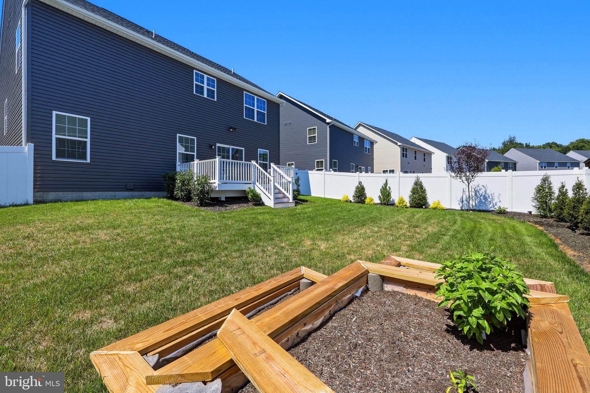 THE LAKES AT MARTINSBURG - Residential