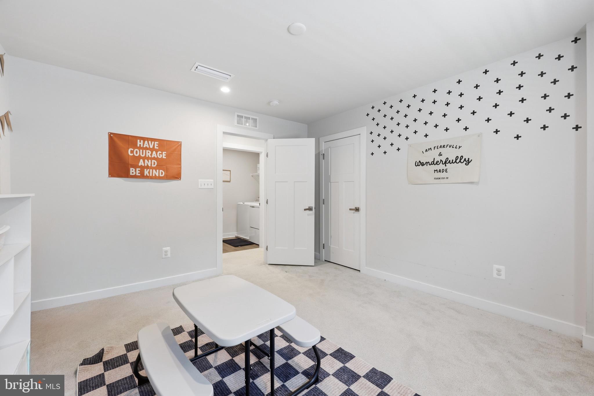 THE LAKES AT MARTINSBURG - Residential