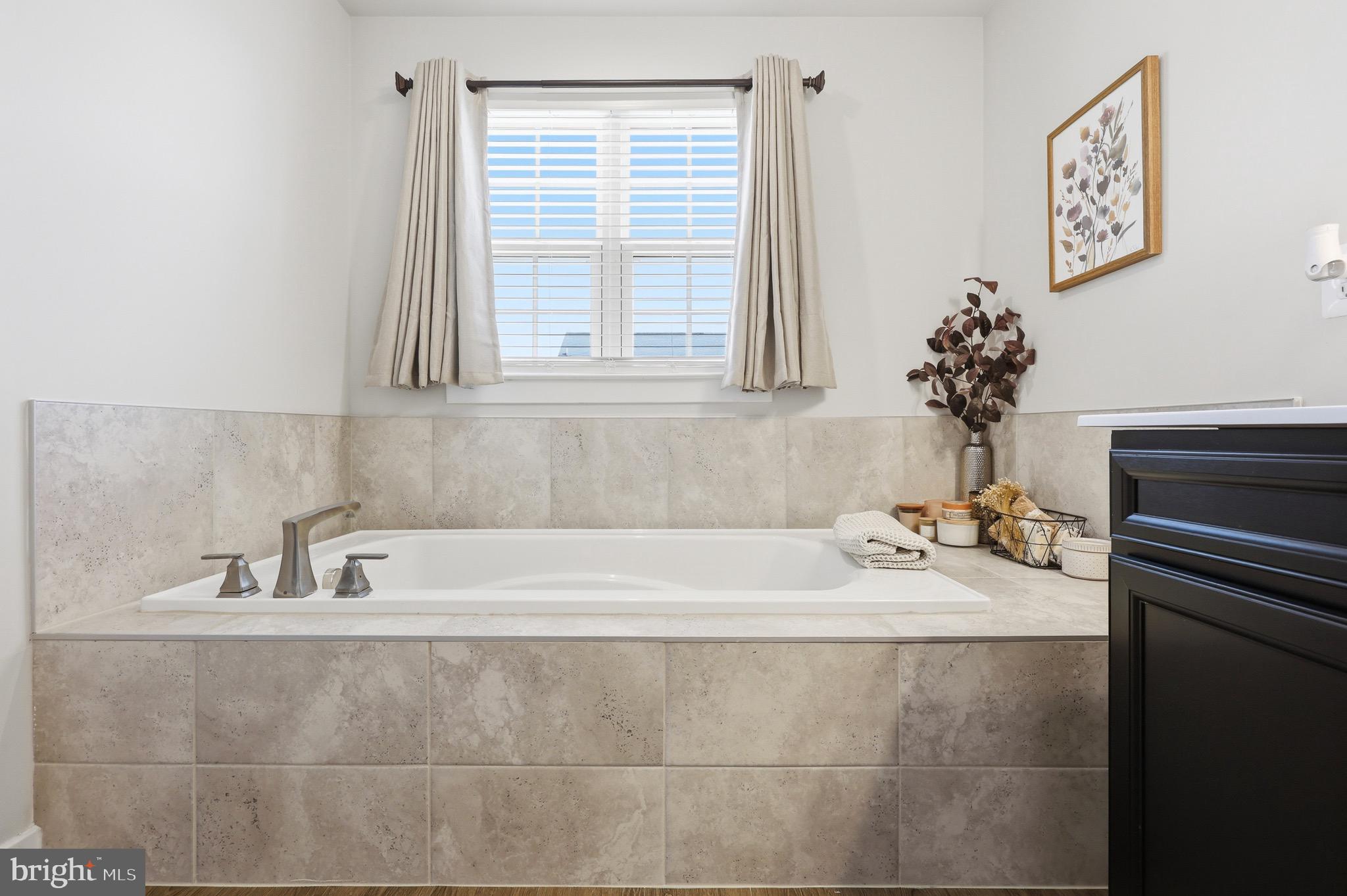 THE LAKES AT MARTINSBURG - Residential