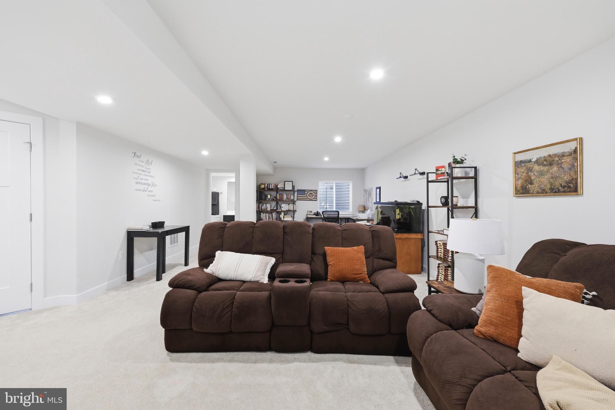 THE LAKES AT MARTINSBURG - Residential