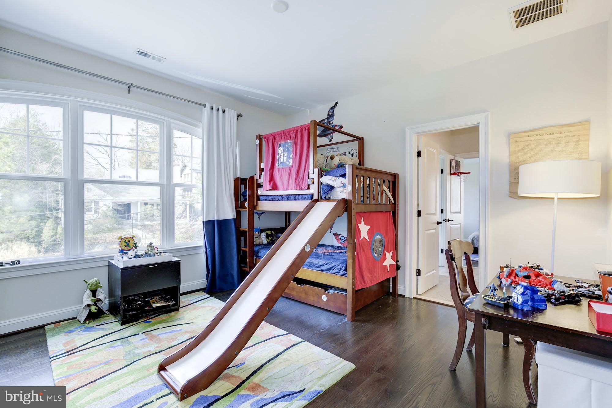 GLEN MAR PARK - Residential