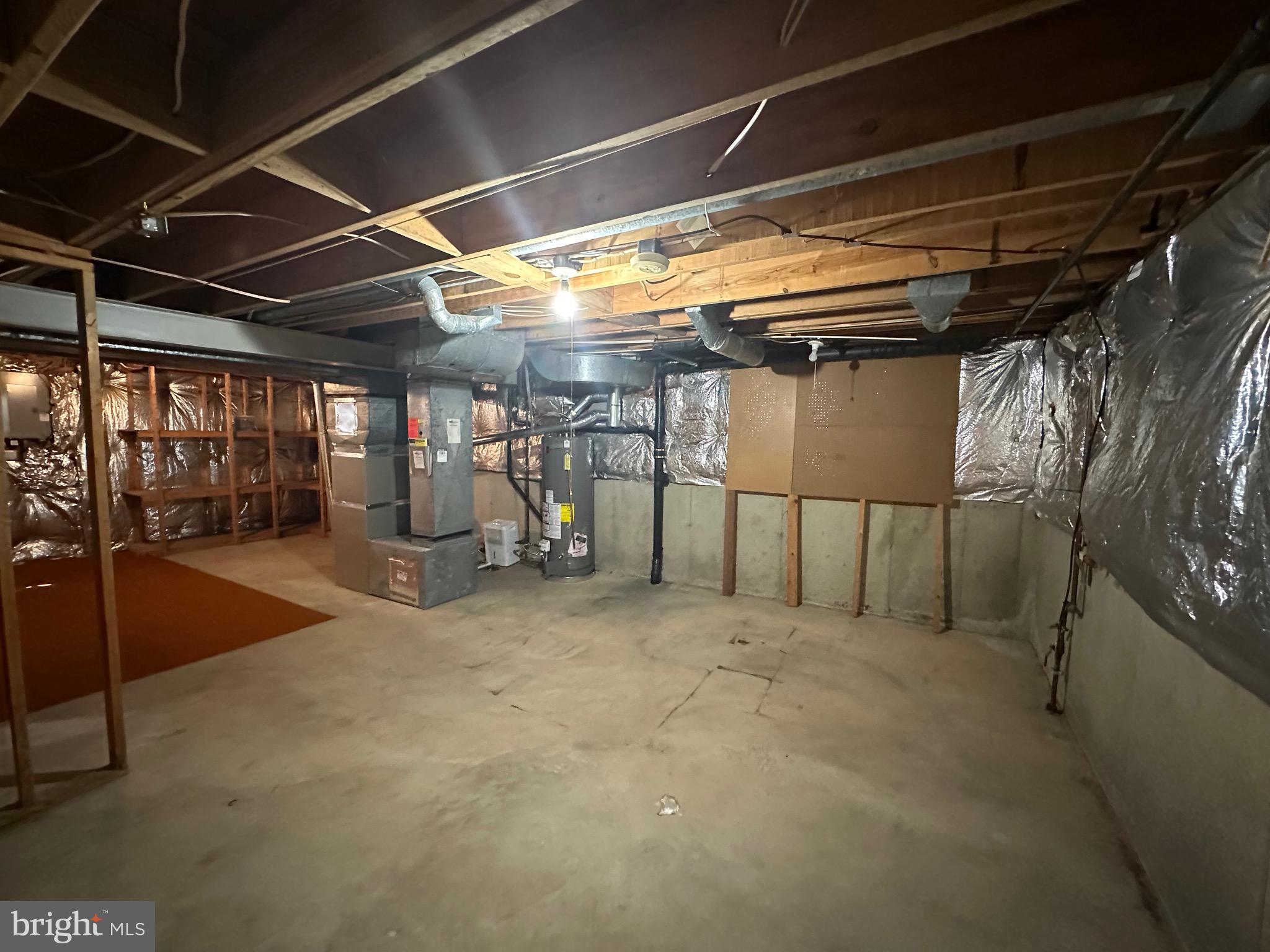 ORANGE HUNT ESTATES WEST - Residential Lease