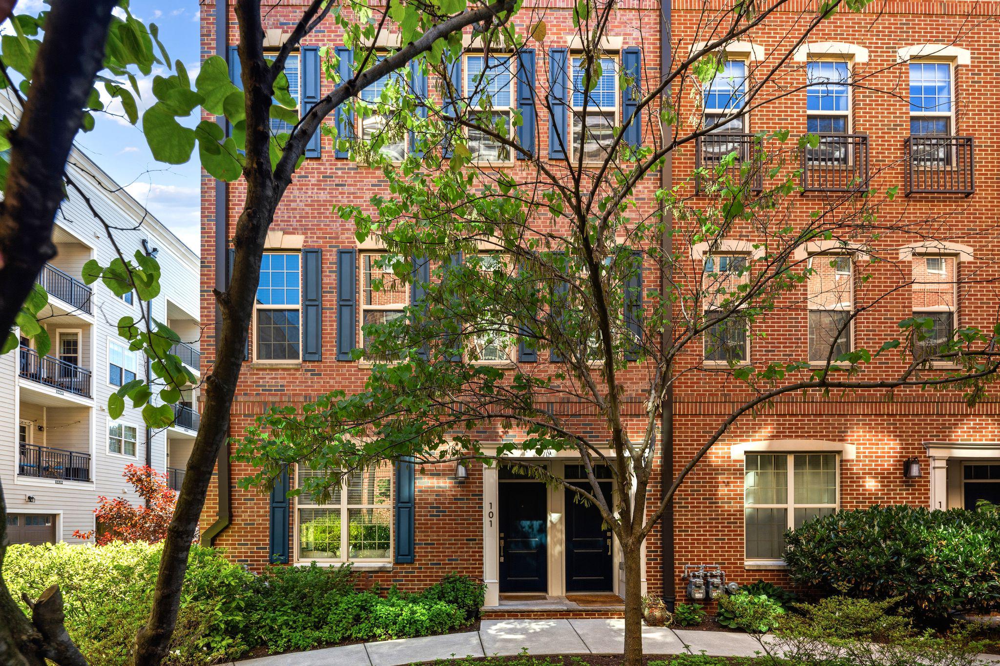 GRADUATE HOSPITAL - Residential