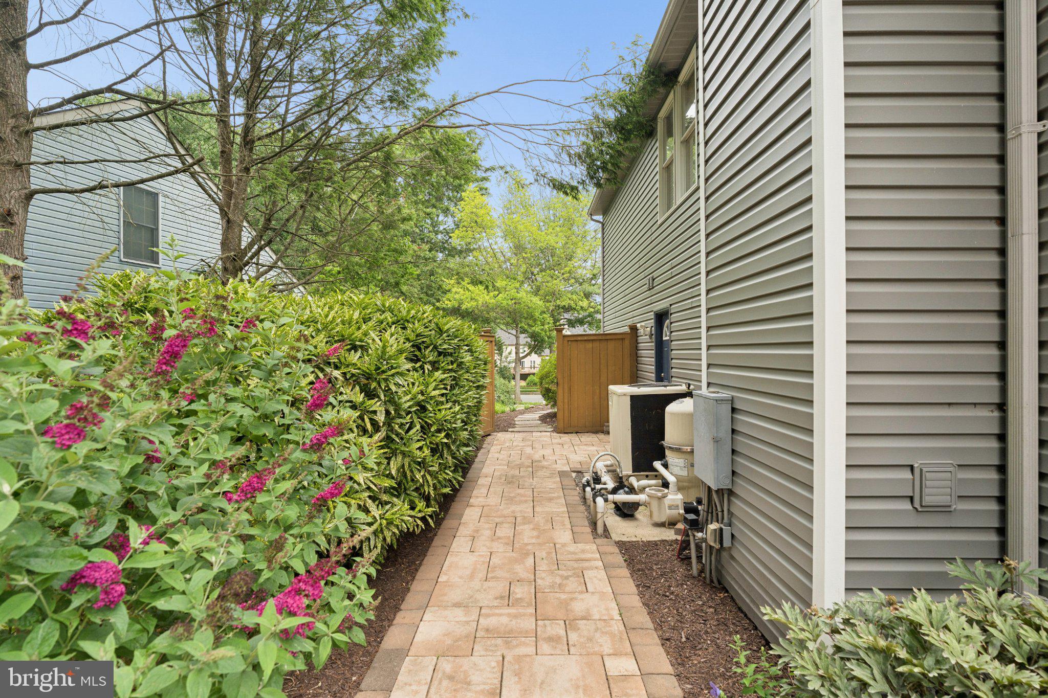 BRIDGEWATER - Residential