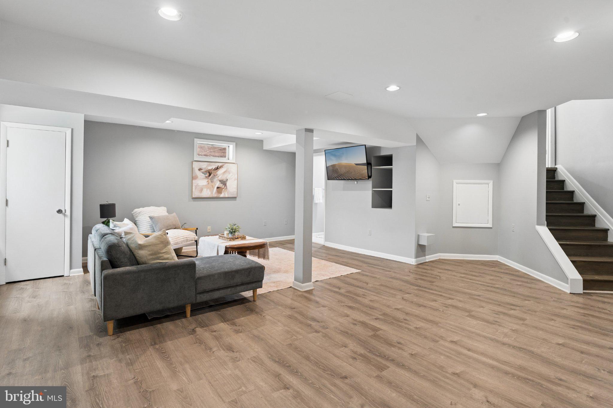 BRIDGEWATER - Residential