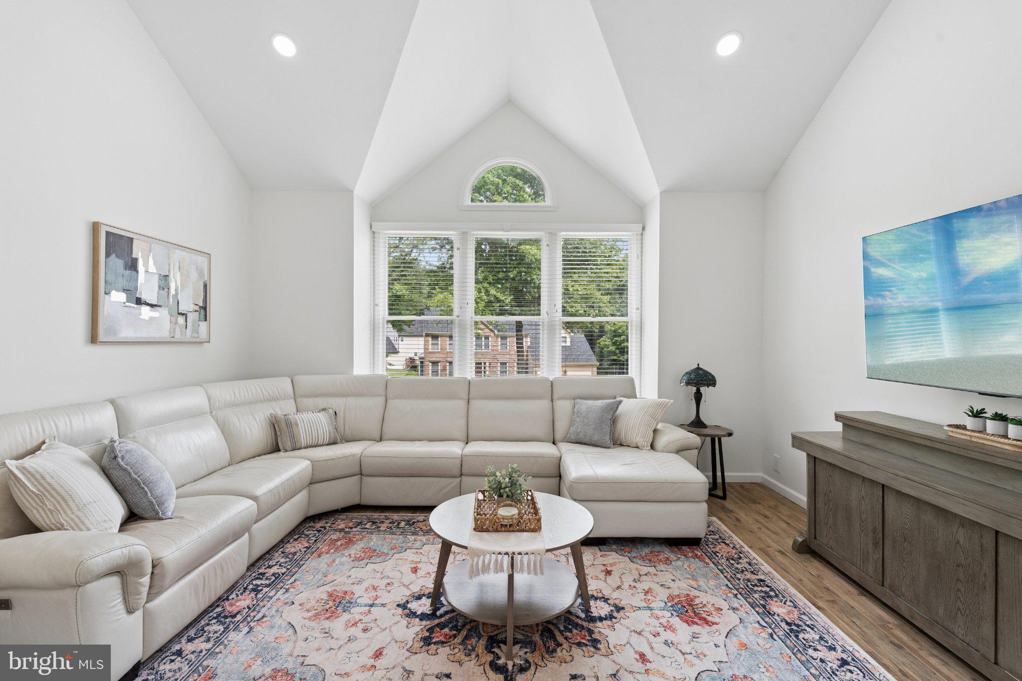 BRIDGEWATER - Residential