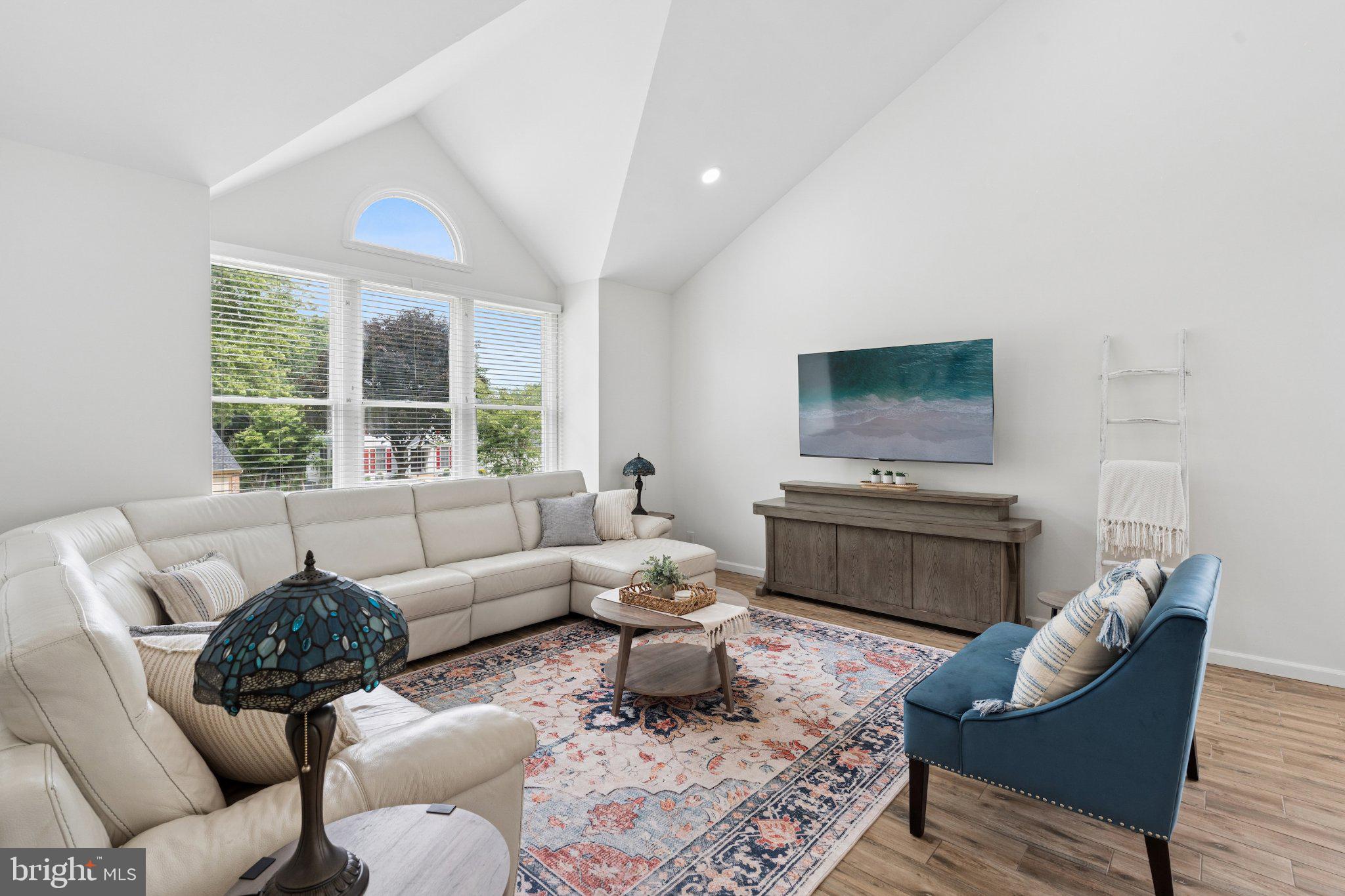 BRIDGEWATER - Residential
