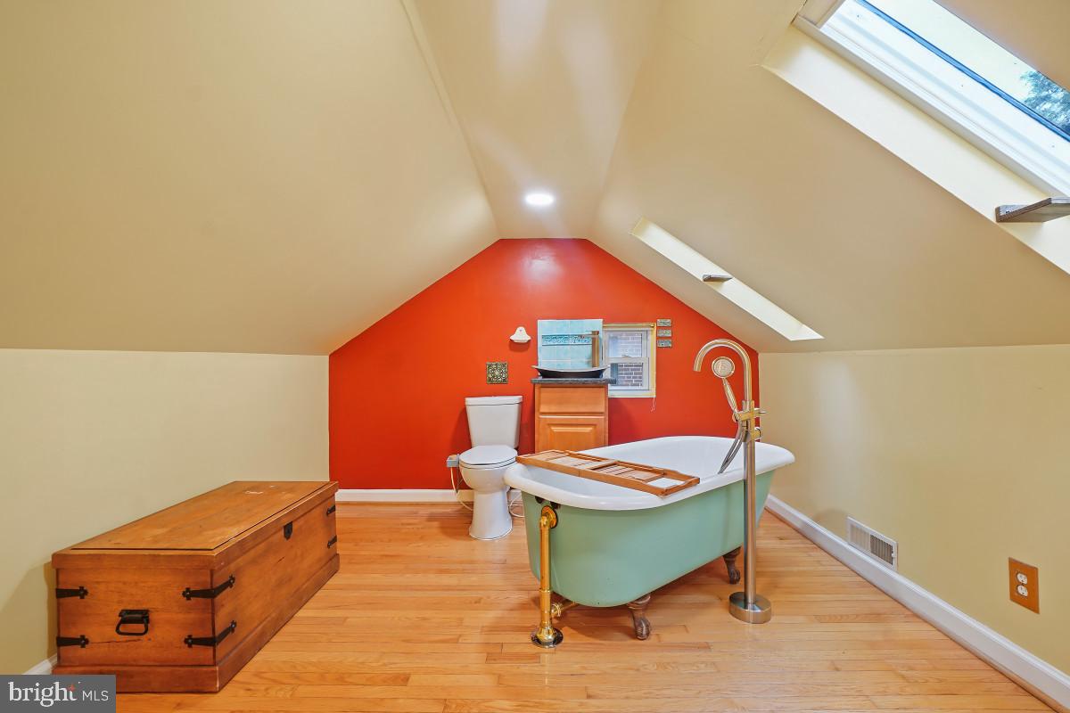 TAKOMA PARK - Residential