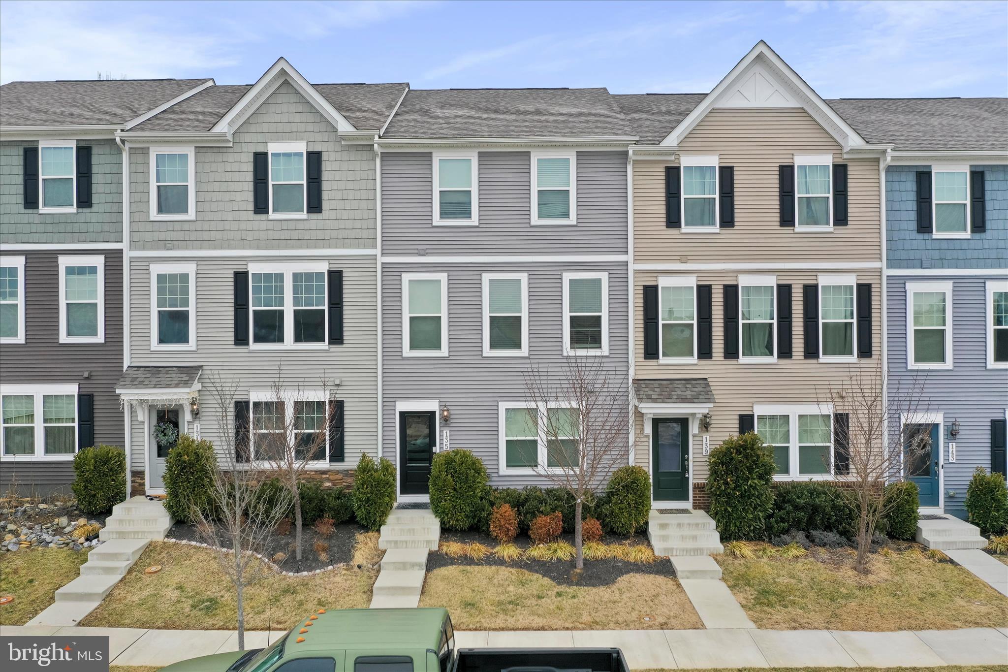 PRESIDENTS POINTE - Residential