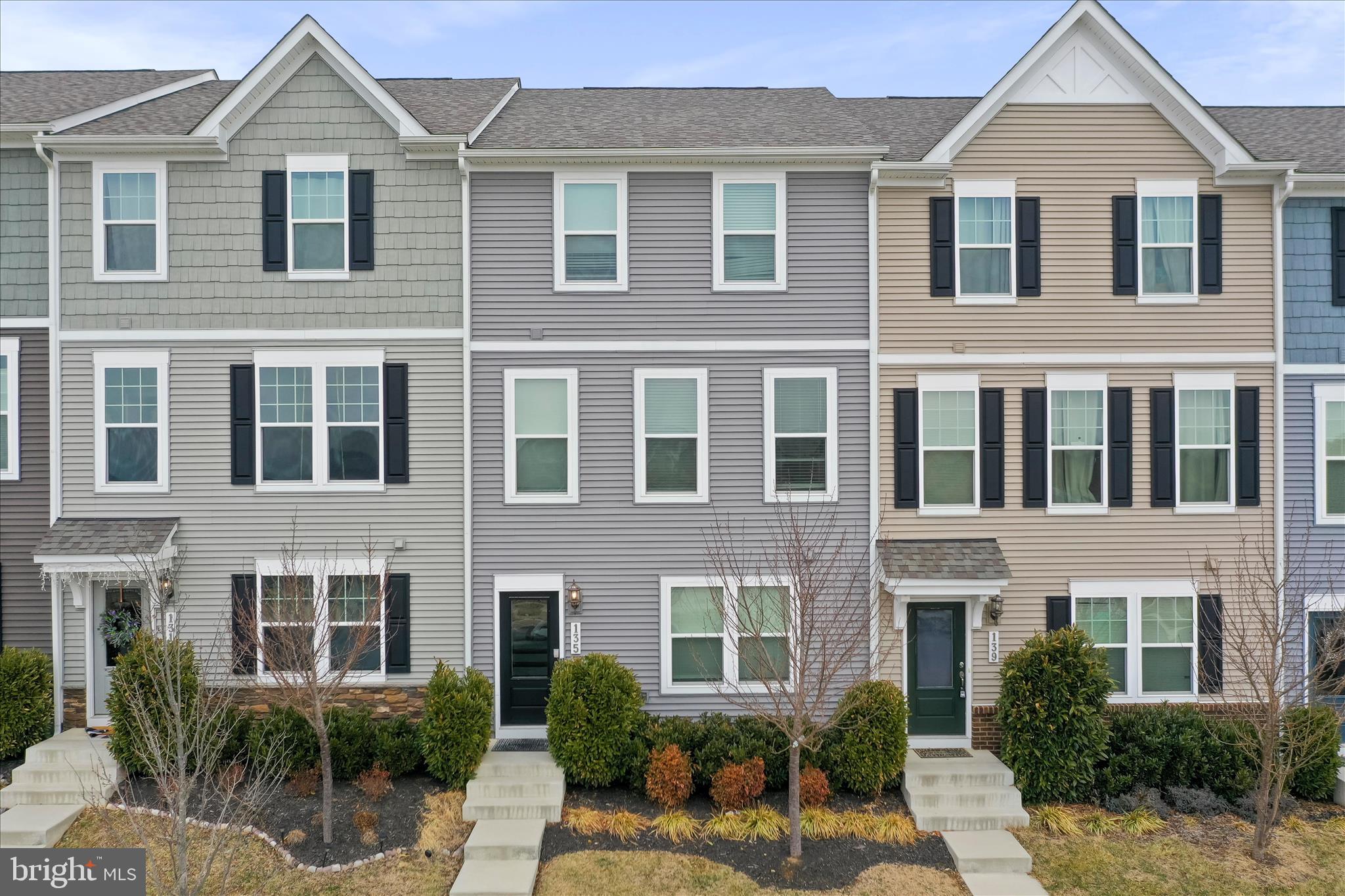 Welcome home to this beautifully maintained 3-bedroom, 2.5-bath interior townhome located in the desirable Presidents Pointe Subdivision. Move-in ready and filled with thoughtful updates, this property offers comfort, convenience, and modern living at its finest. Step inside to find freshly painted interiors that create a bright, welcoming atmosphere. All bathrooms have been professionally recalked and sealed, ensuring a clean, refreshed look throughout. The upgraded kitchen features stylish finishes and functional design—perfect for everyday living or entertaining. This home comes equipped with a technology package, including a built-in alarm system for added security and peace of mind. Enjoy ample on-street parking, plus a two-car garage for even more flexibility. Outdoor living is a delight with the large private deck, ideal for relaxing or hosting gatherings. Beautiful, established landscaping adds charm and curb appeal in every season. The HOA fee conveniently includes trash removal, helping make maintenance a breeze.
This is truly a must-see, move-in-ready home in a sought-after community. Don’t miss your chance to make it yours!