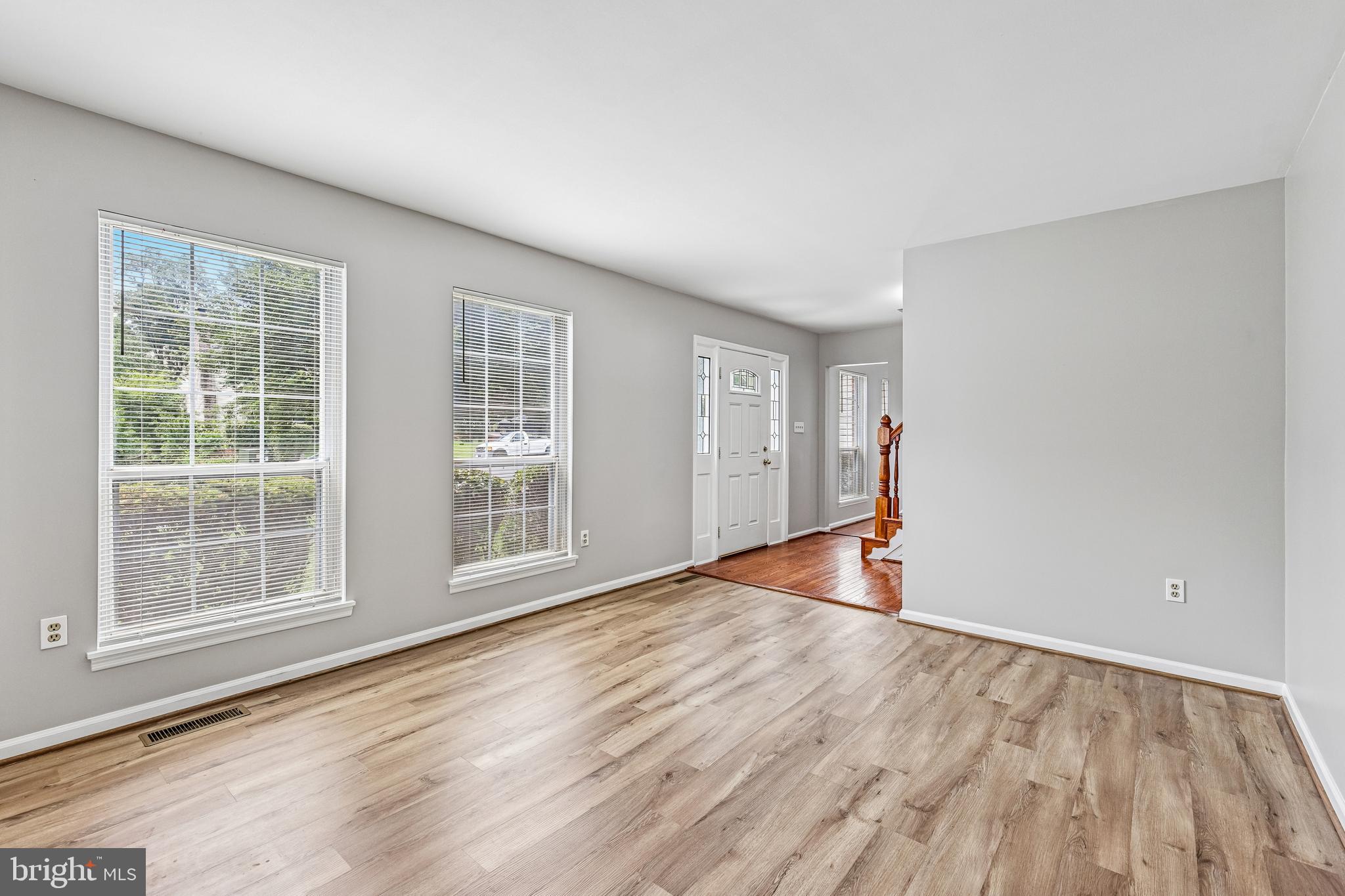 LAKE RIDGE - Residential