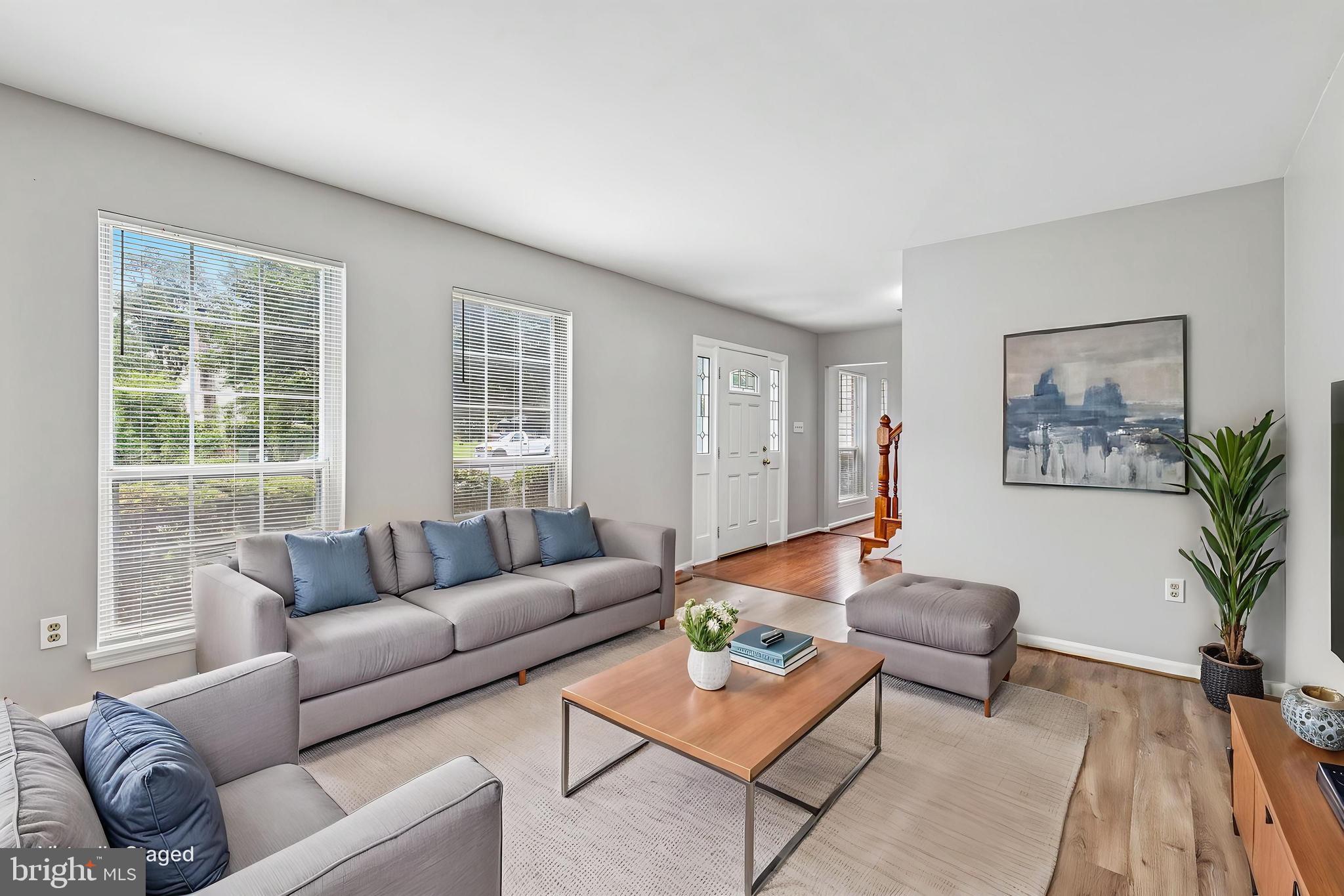 LAKE RIDGE - Residential