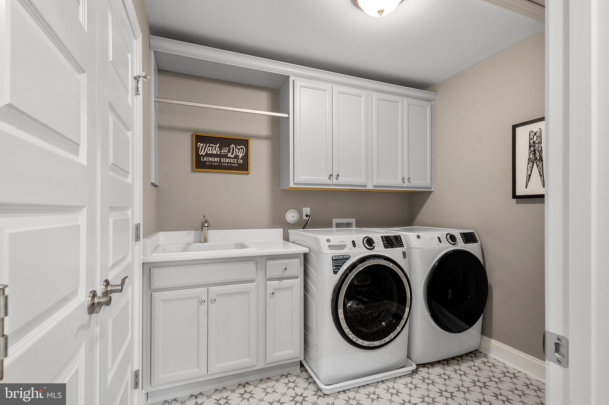 BRENTWOOD - Residential