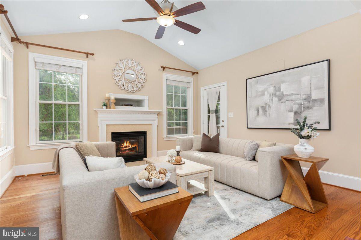 SLEEPY HOLLOW - Residential