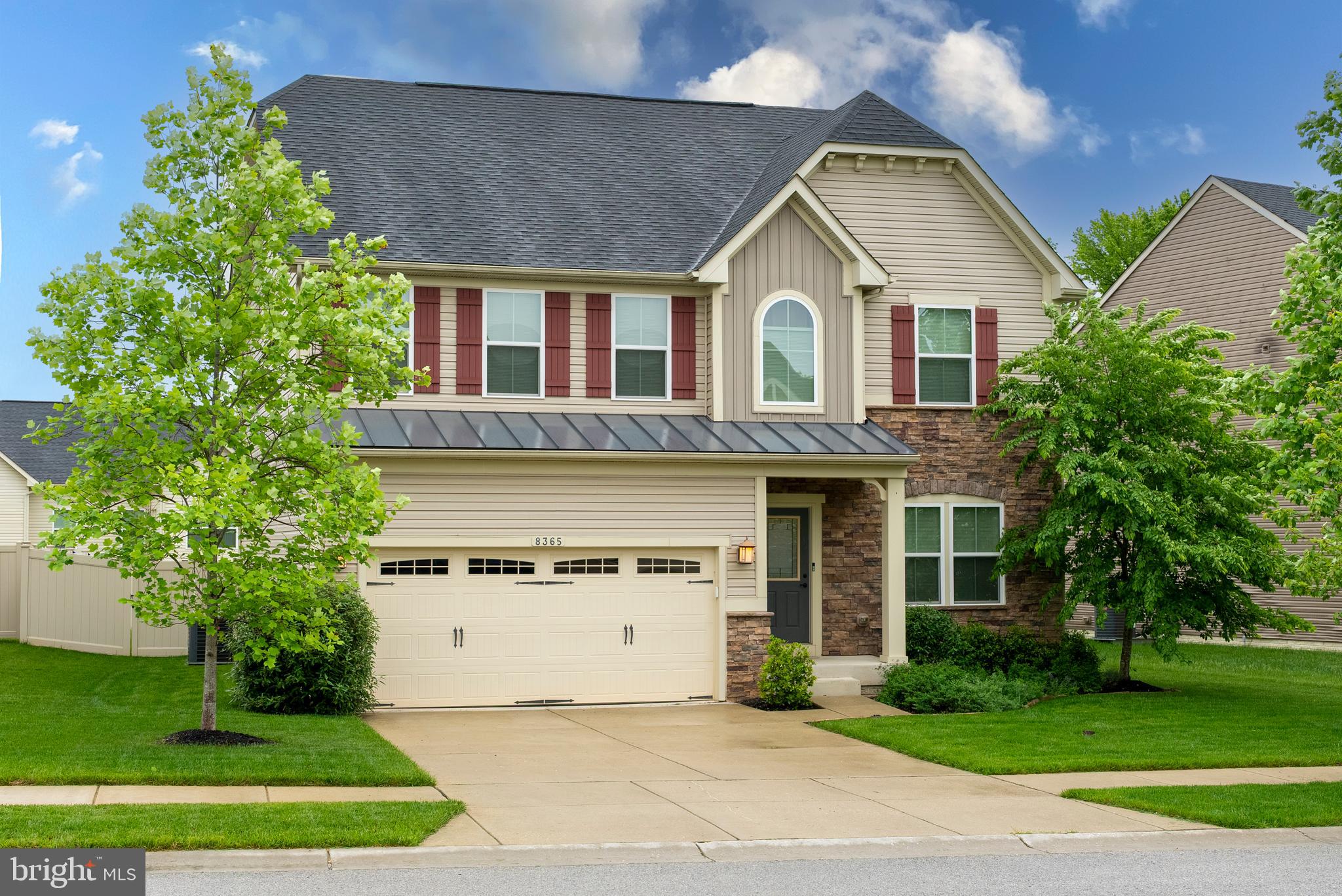 CREEKSIDE VILLAGE - Residential
