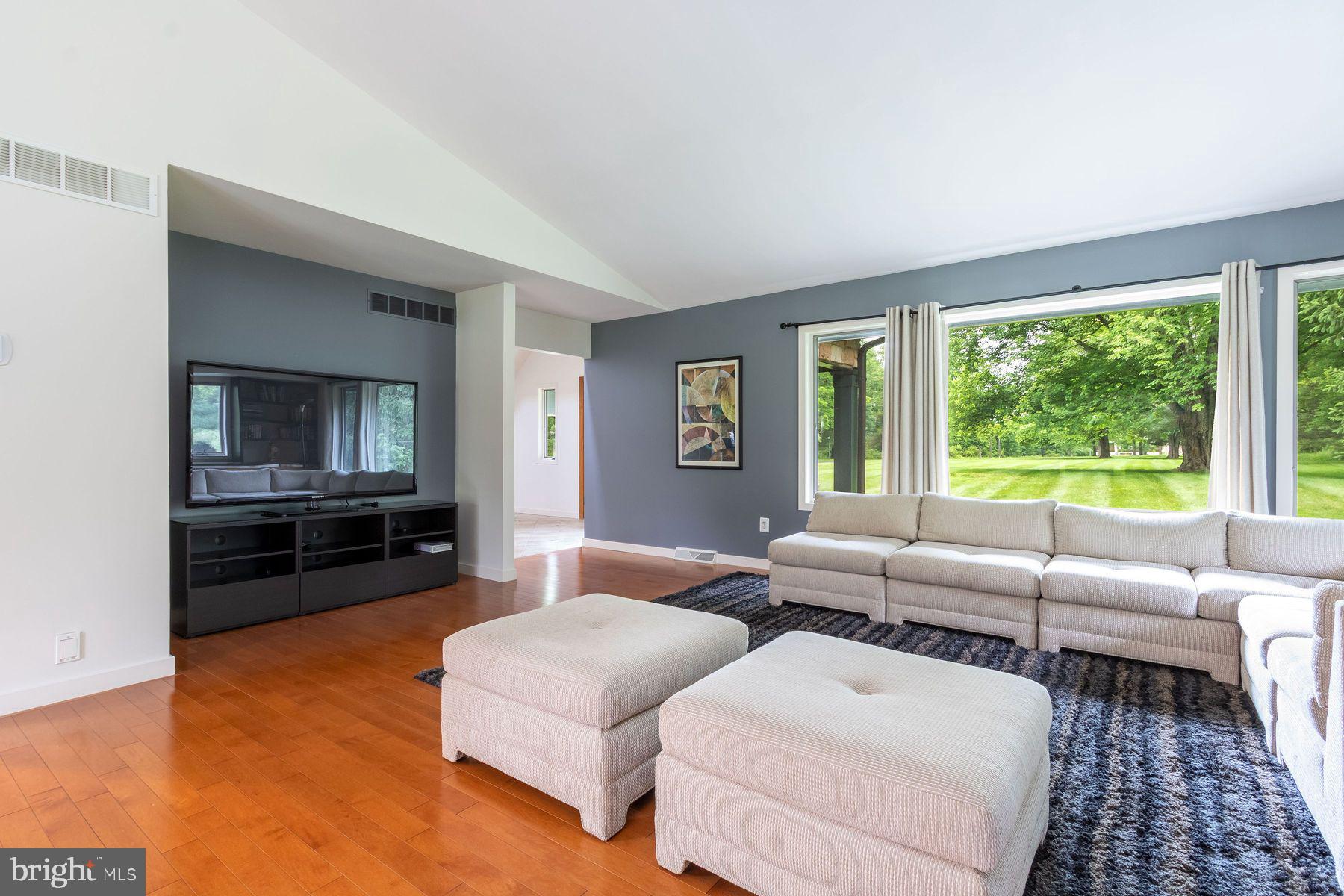 DOYLESTOWN - Residential