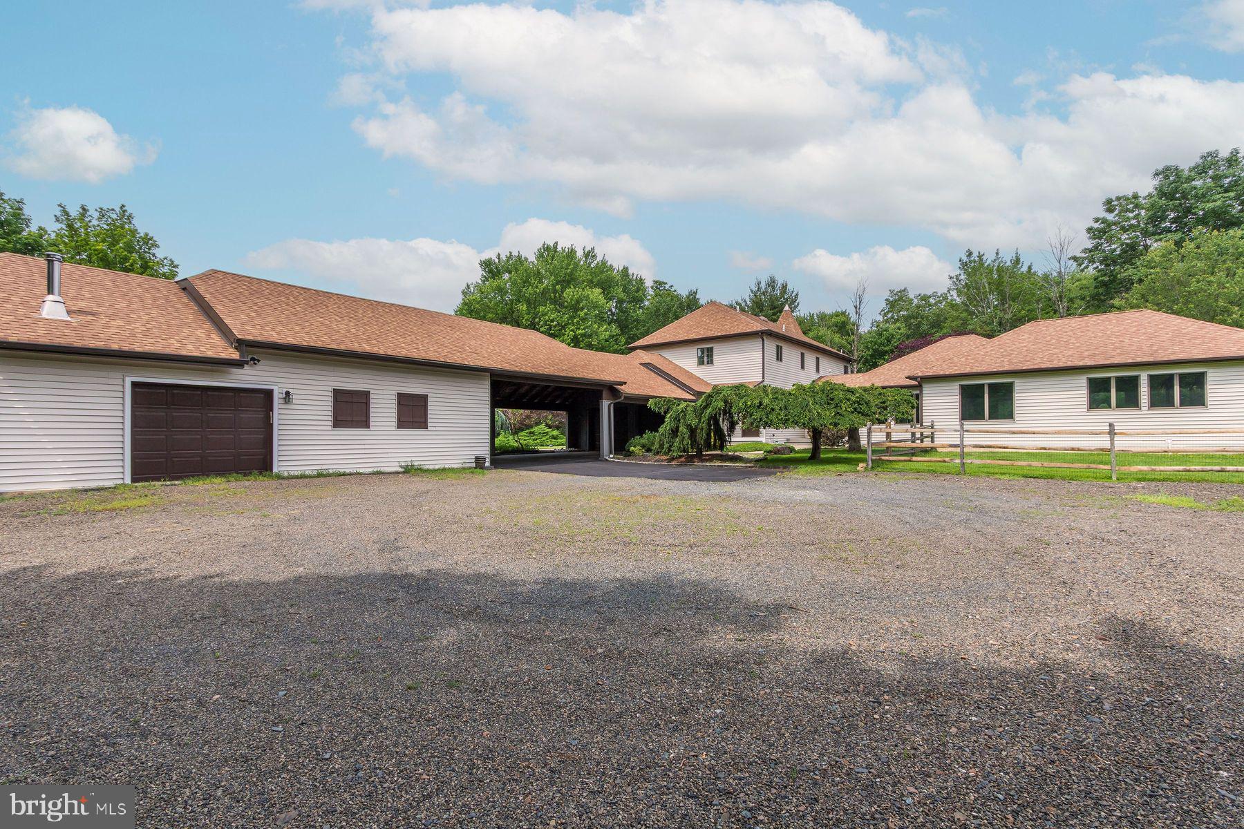 DOYLESTOWN - Residential