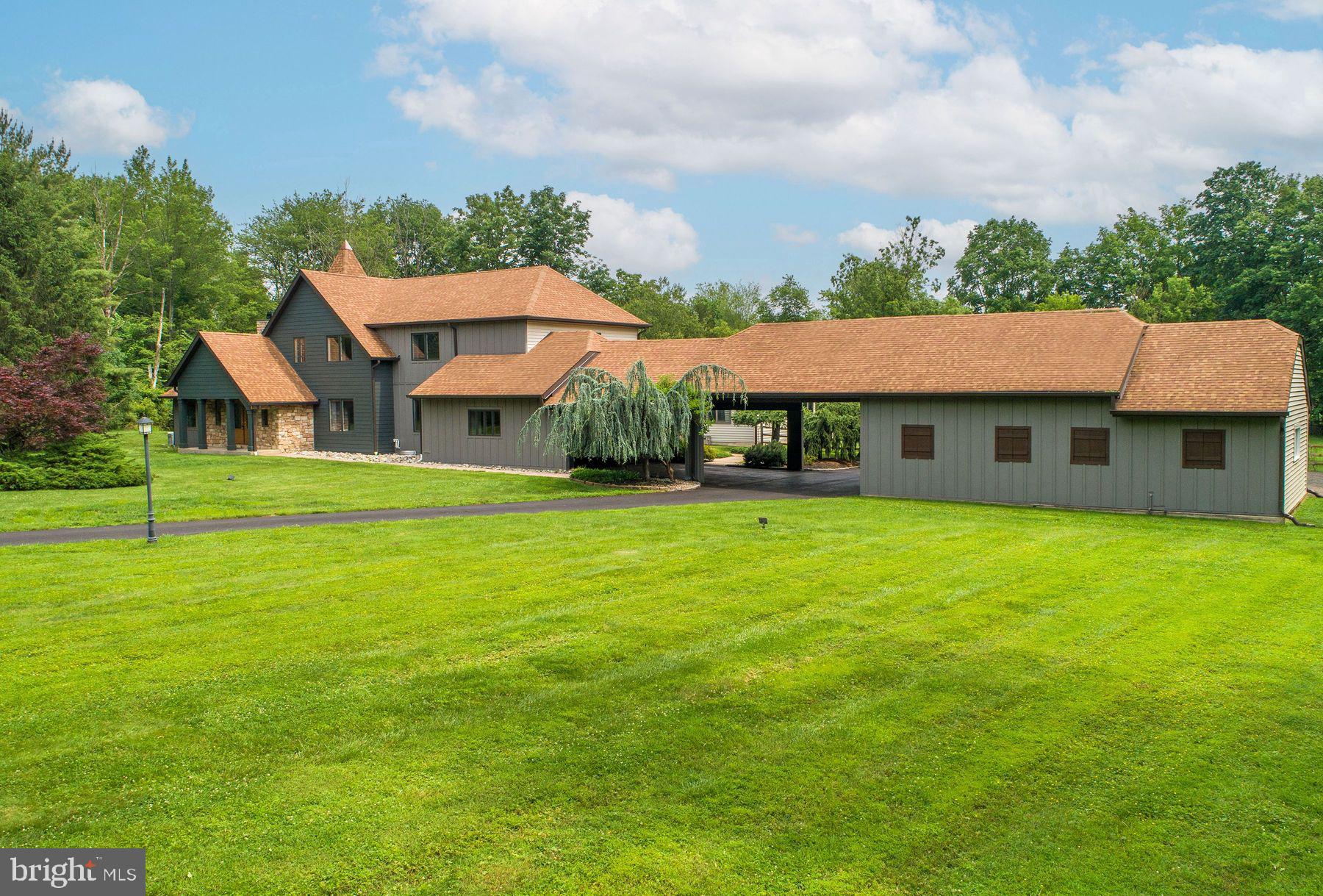 DOYLESTOWN - Residential