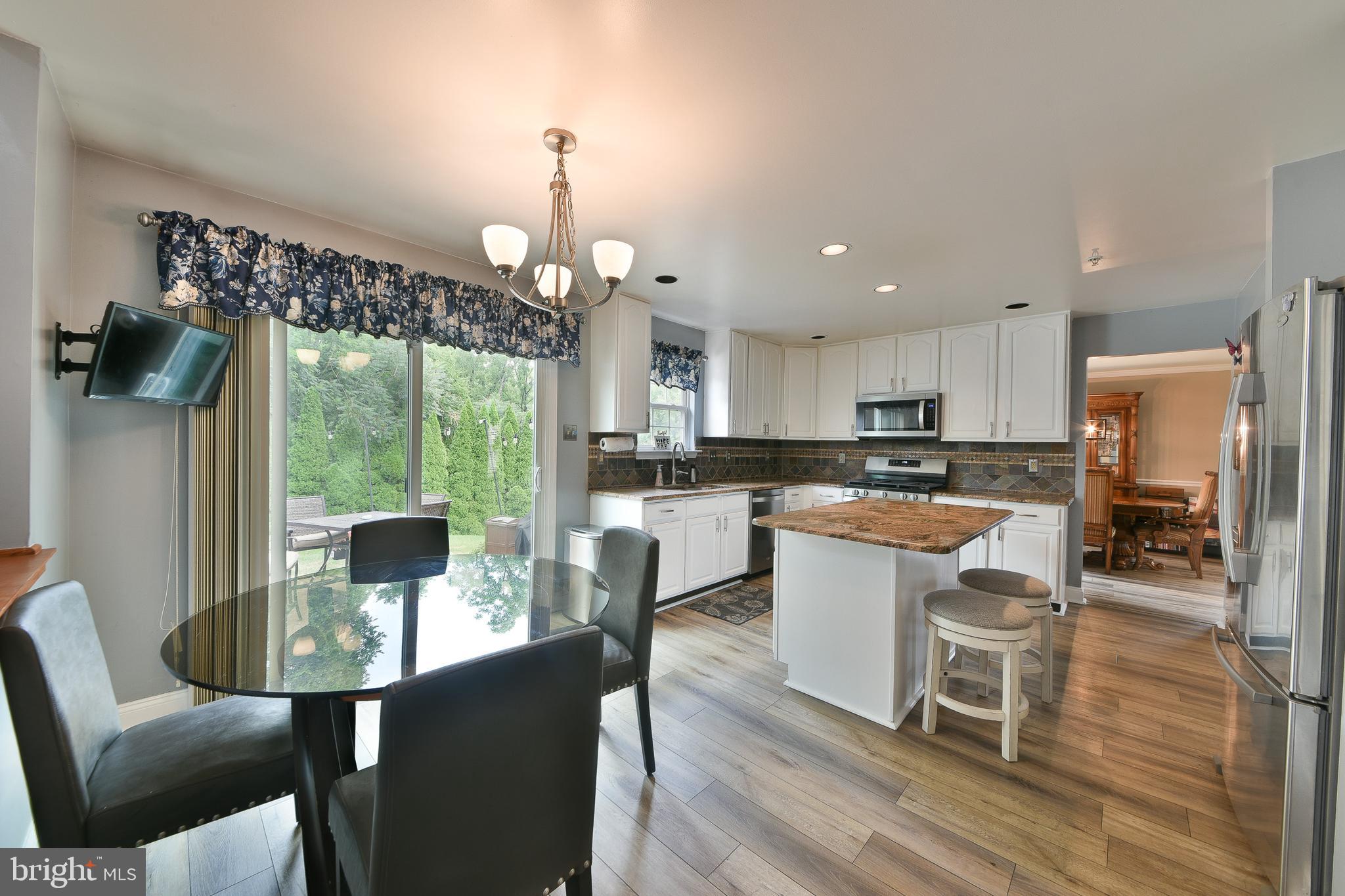 HICKORY RIDGE - Residential