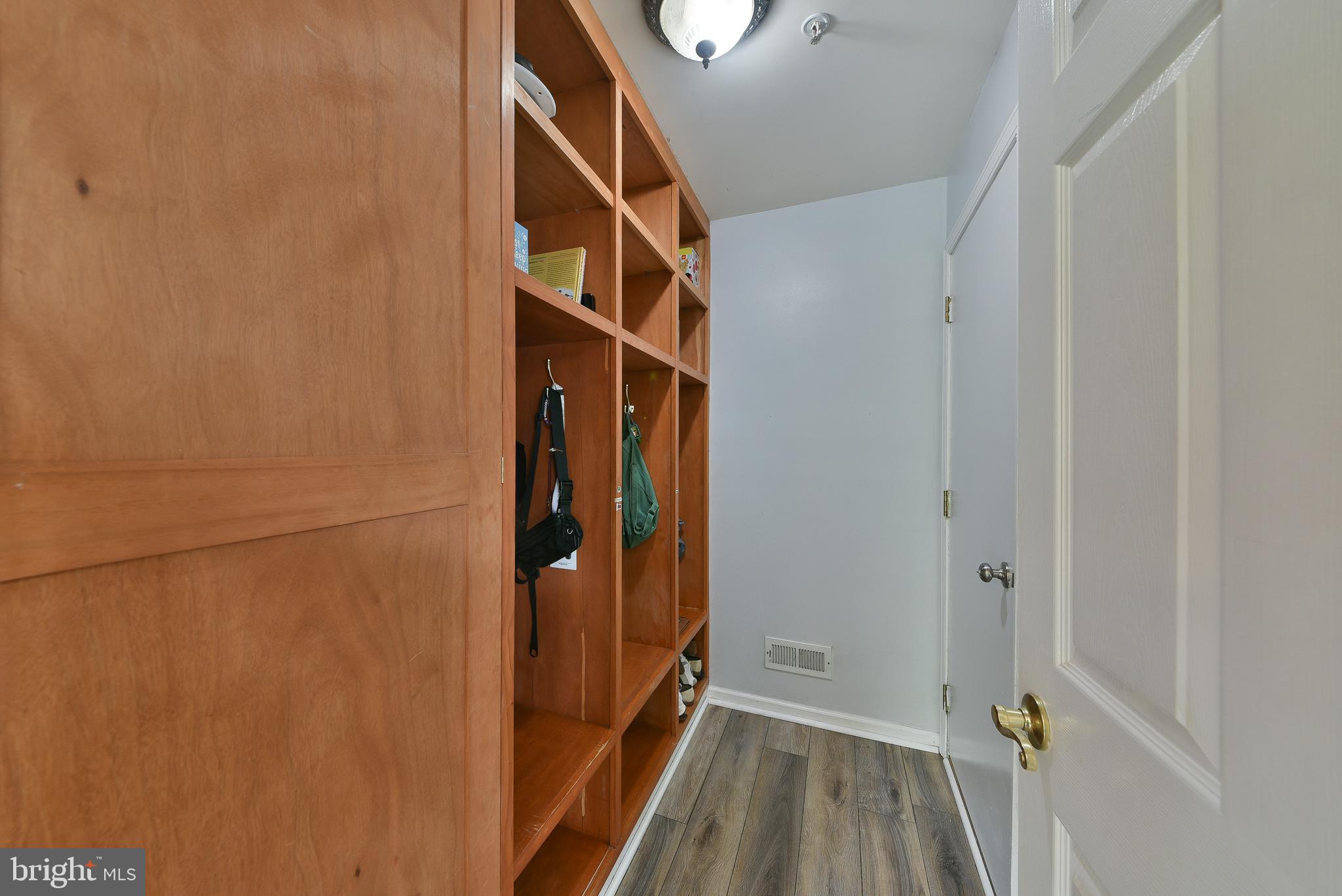 HICKORY RIDGE - Residential