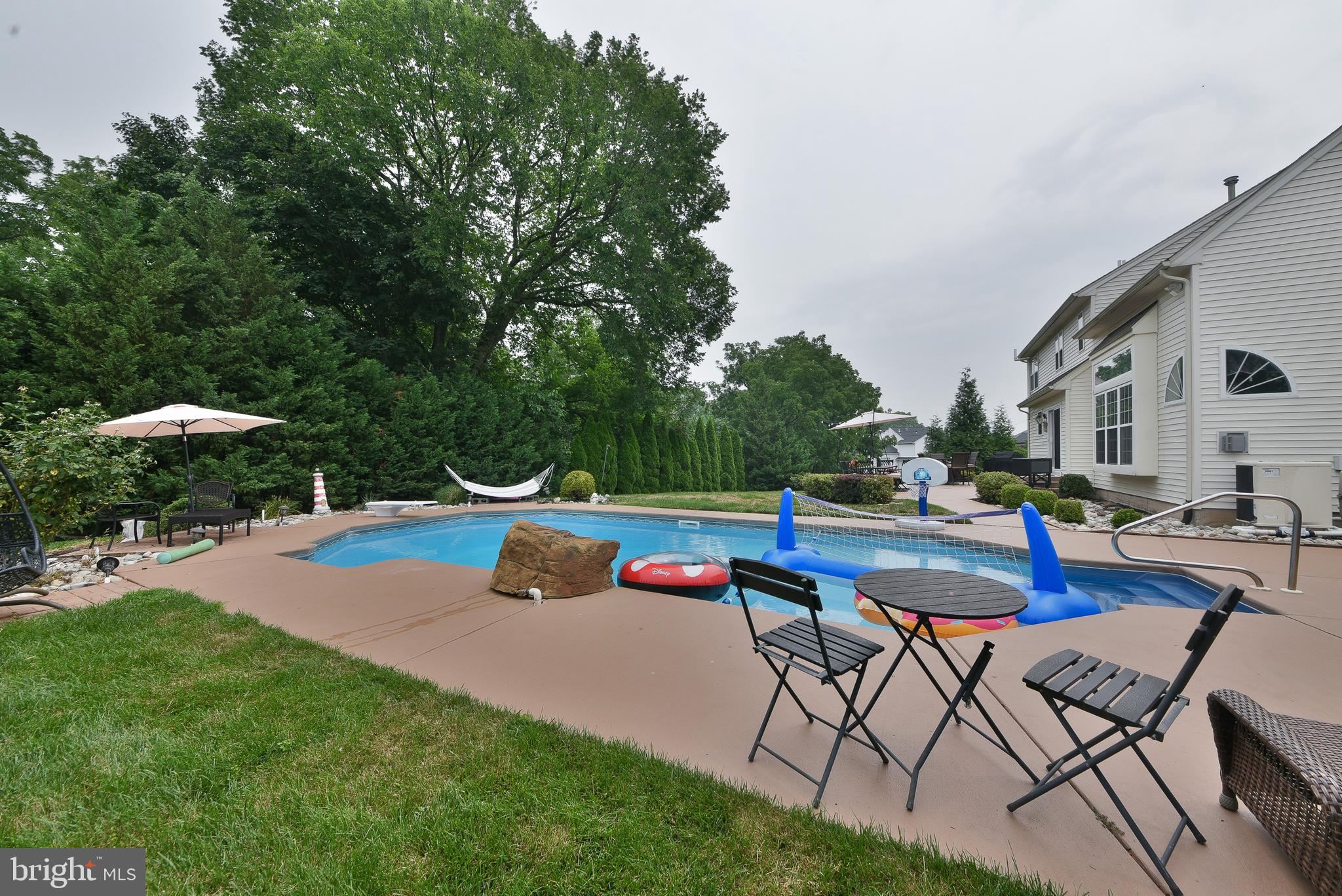 HICKORY RIDGE - Residential