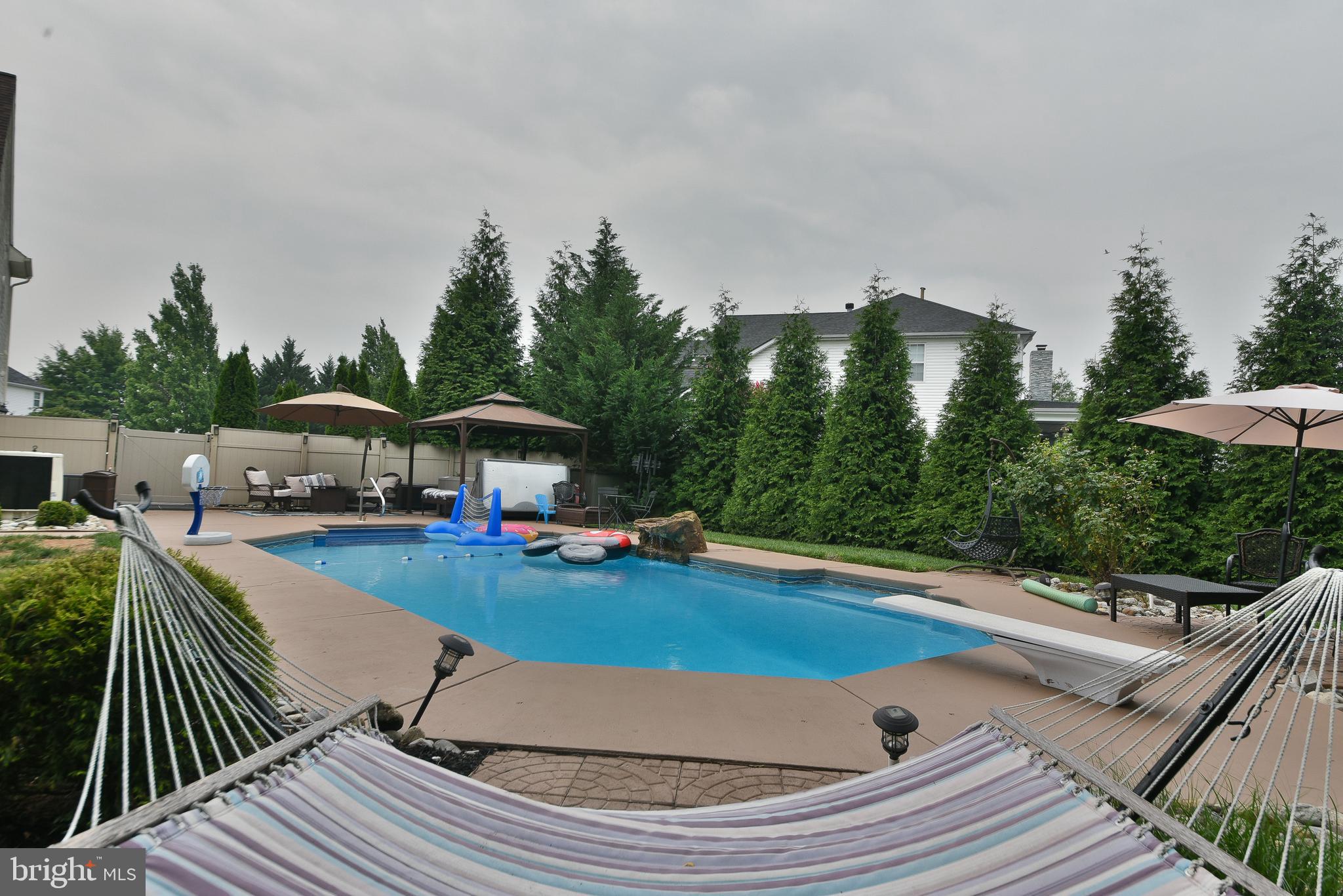HICKORY RIDGE - Residential