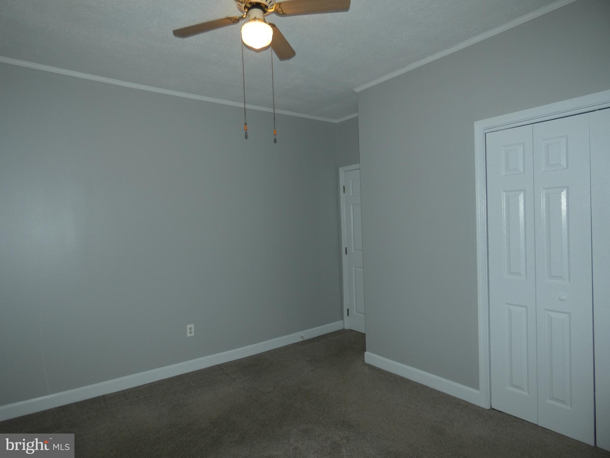COLONIAL BEACH - Residential Lease