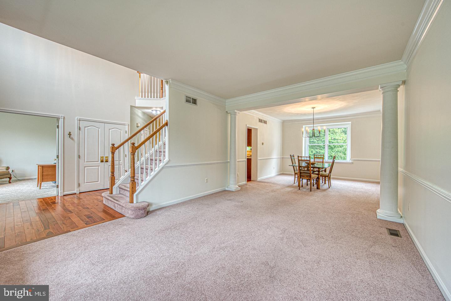 WILLIAMSBURG - Residential