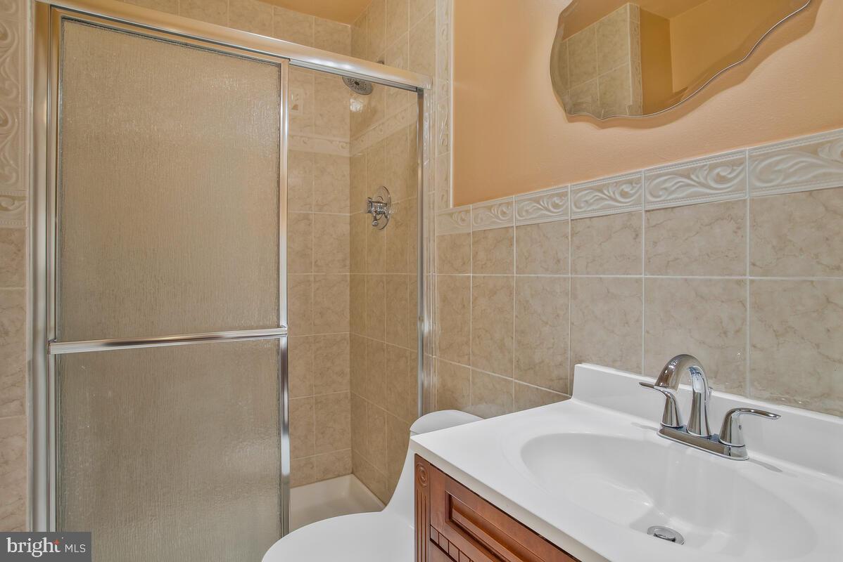 HILLANDALE HEIGHTS - Residential
