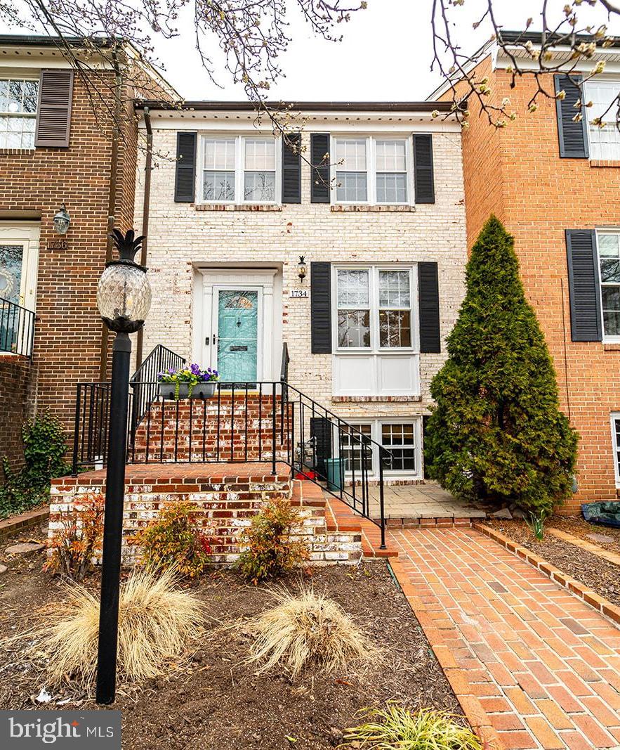 OLDE BELHAVEN TOWNE - Residential