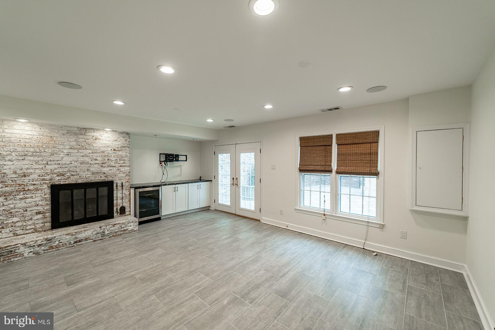 OLDE BELHAVEN TOWNE - Residential