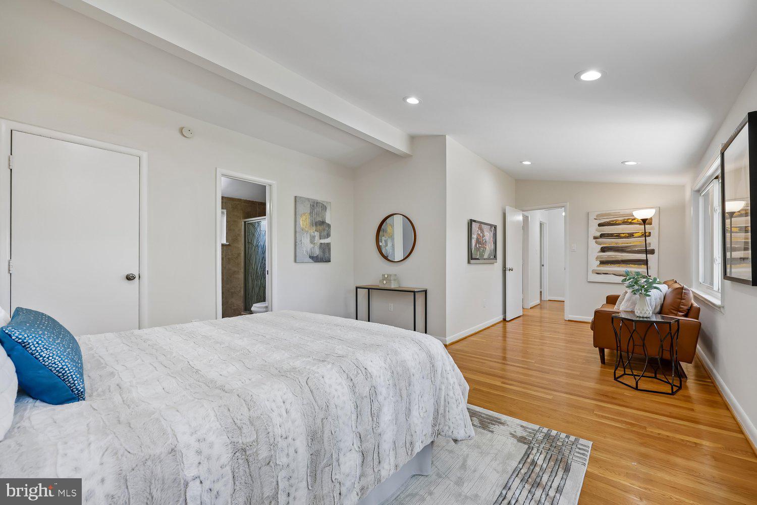 KEMP MILL ESTATES - Residential