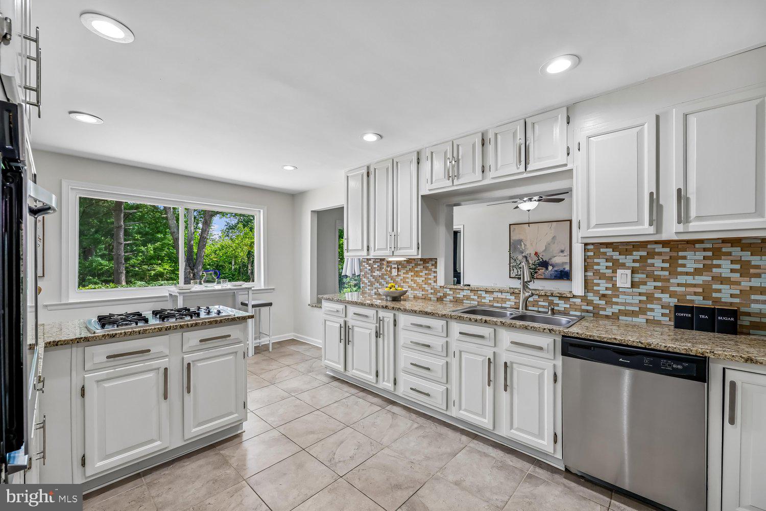 KEMP MILL ESTATES - Residential