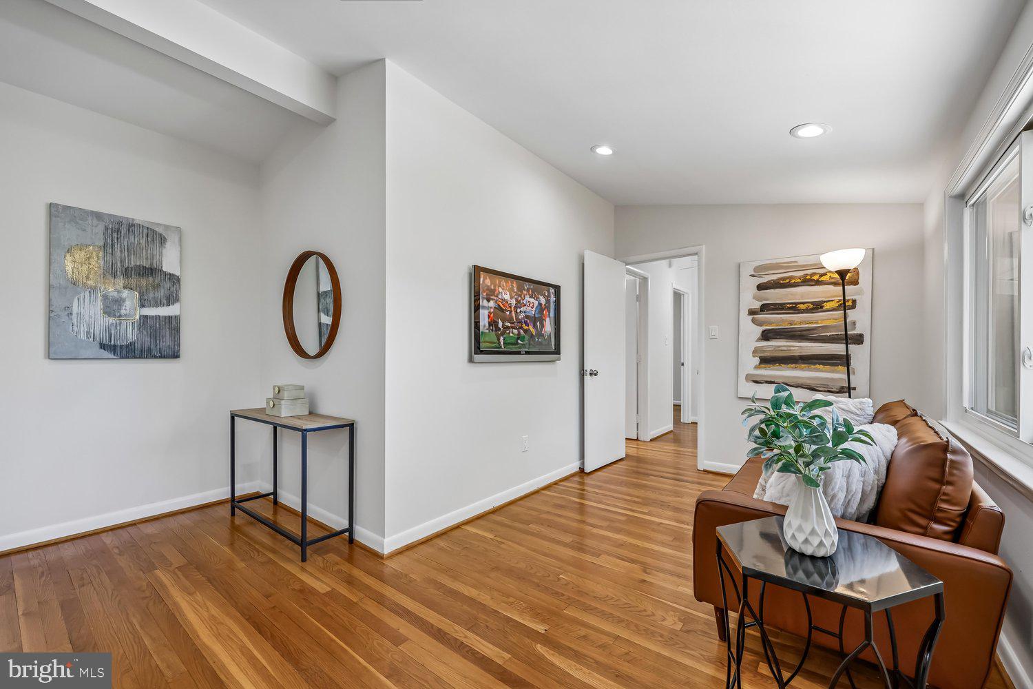 KEMP MILL ESTATES - Residential
