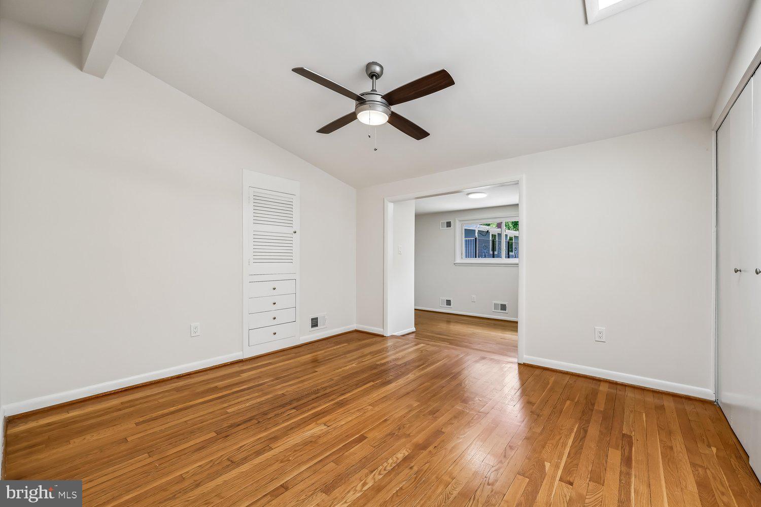 KEMP MILL ESTATES - Residential