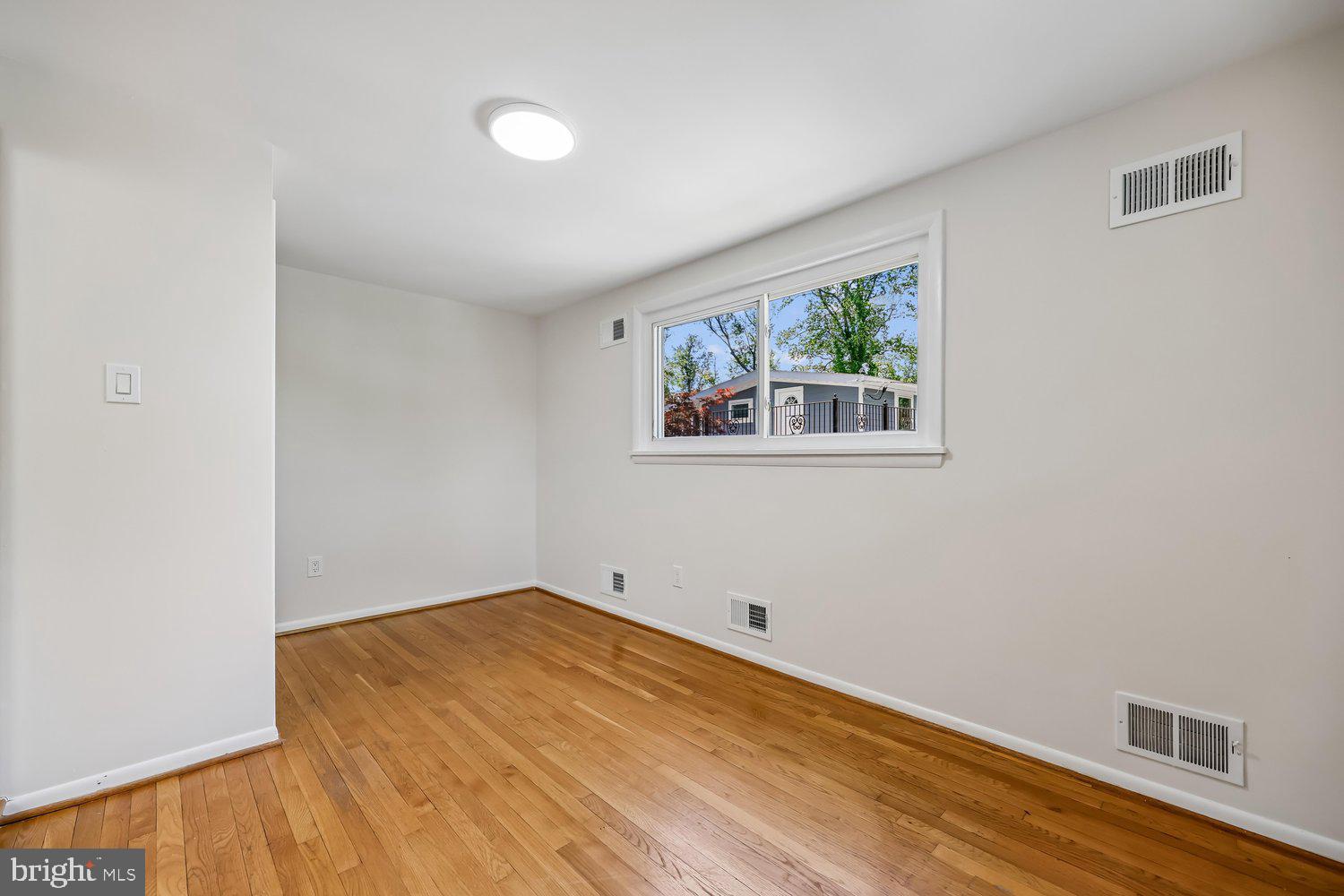 KEMP MILL ESTATES - Residential
