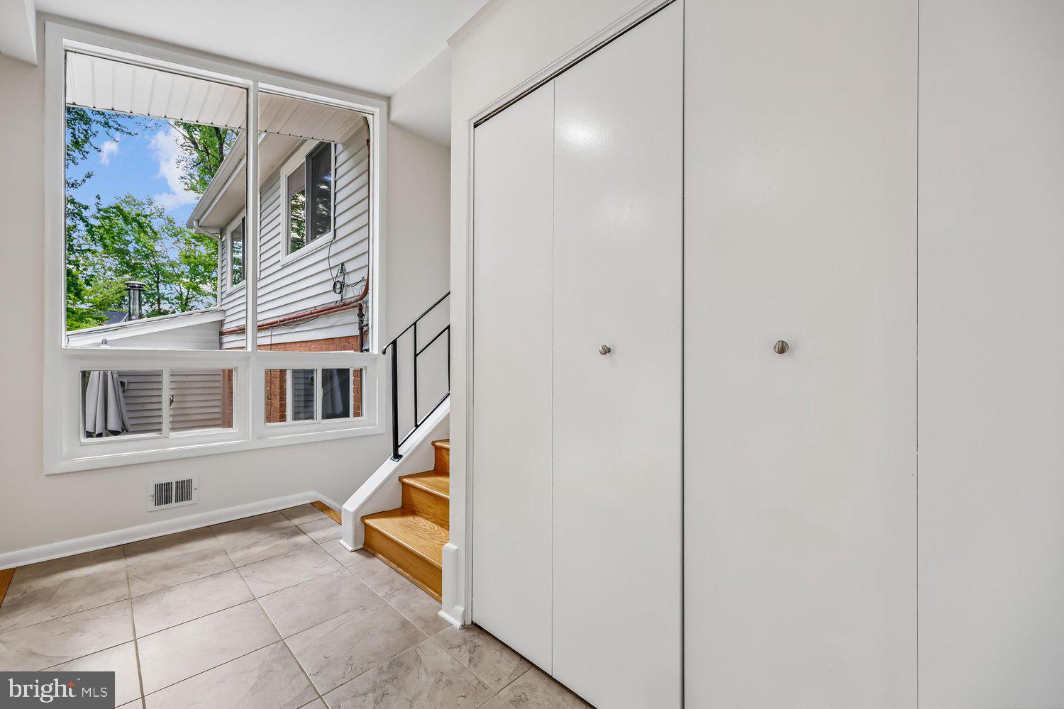 KEMP MILL ESTATES - Residential