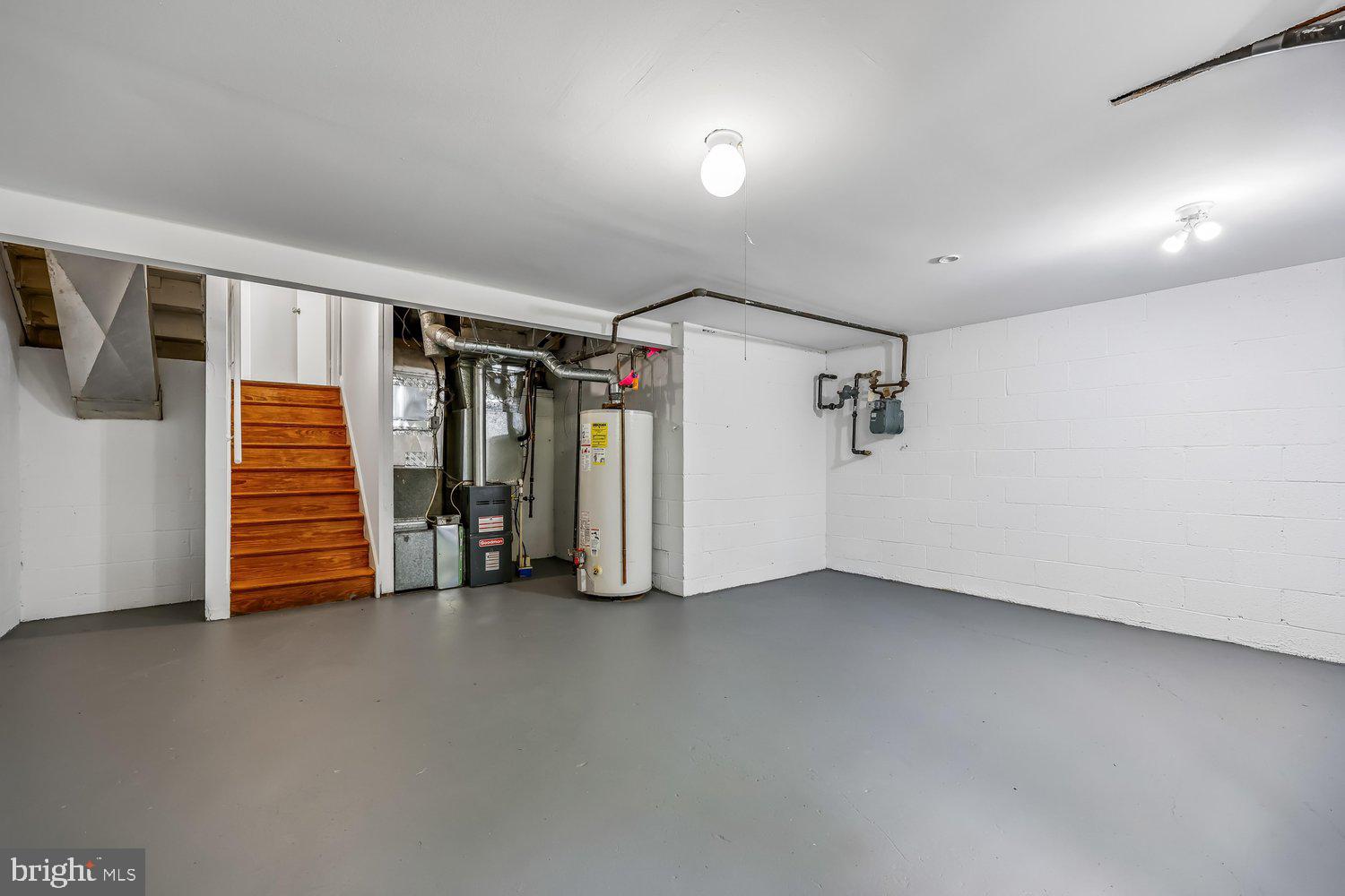 KEMP MILL ESTATES - Residential