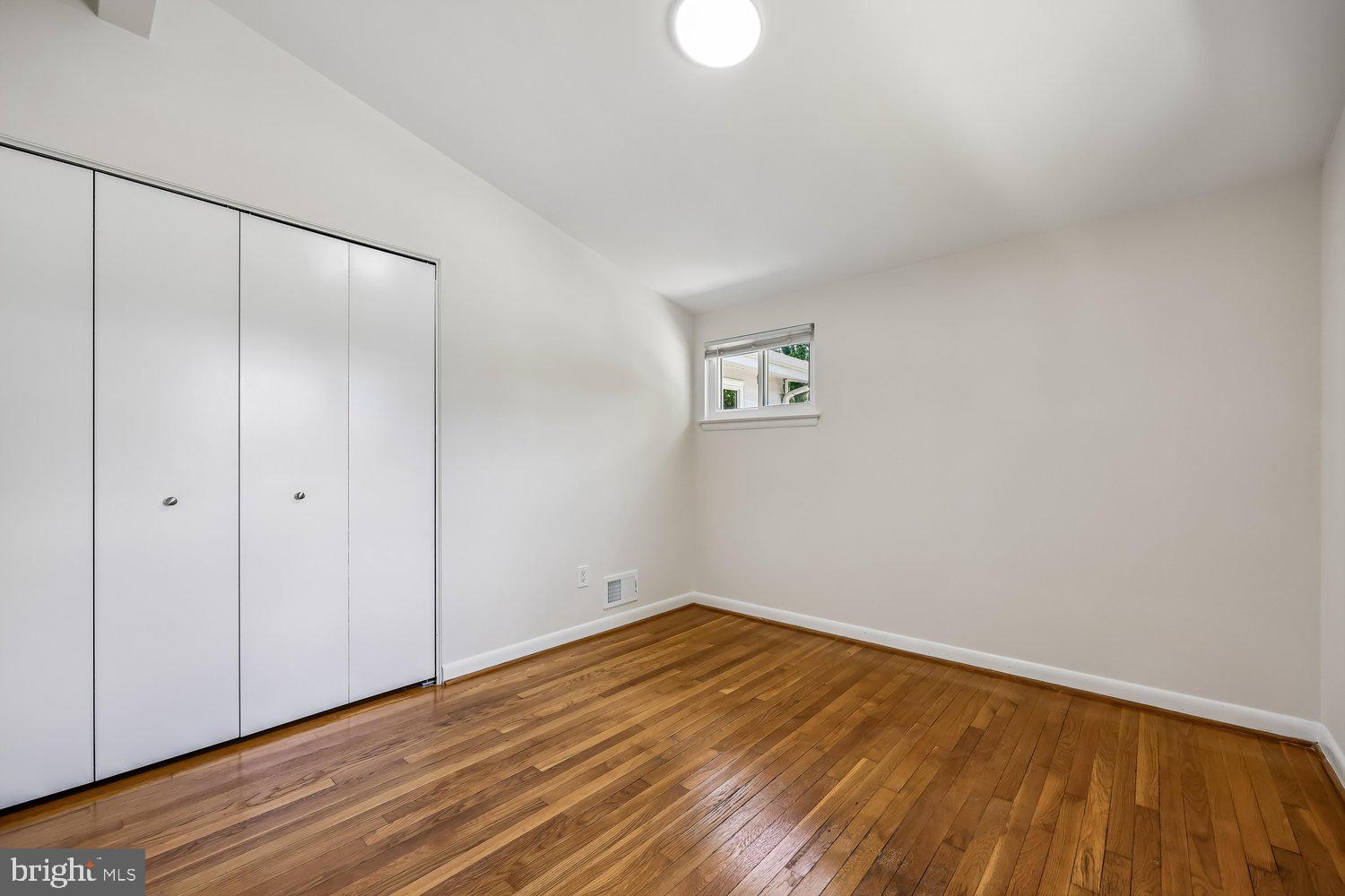 KEMP MILL ESTATES - Residential