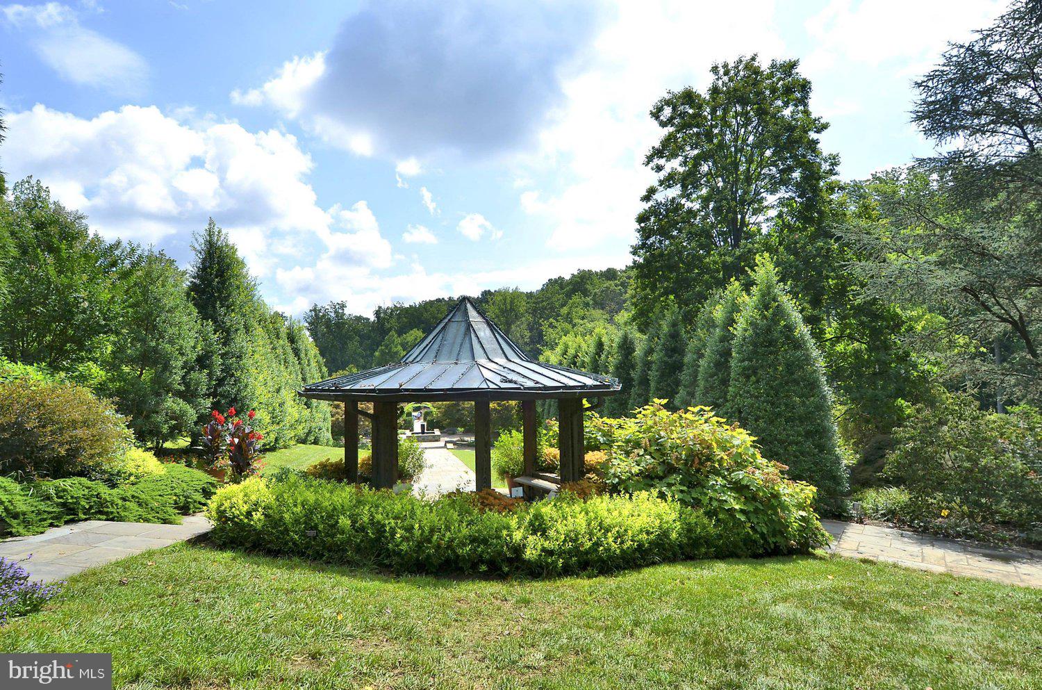 KEMP MILL ESTATES - Residential