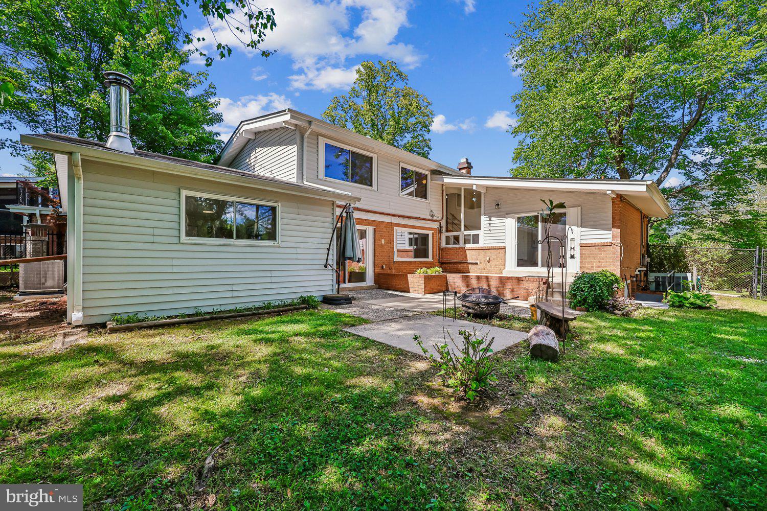 KEMP MILL ESTATES - Residential
