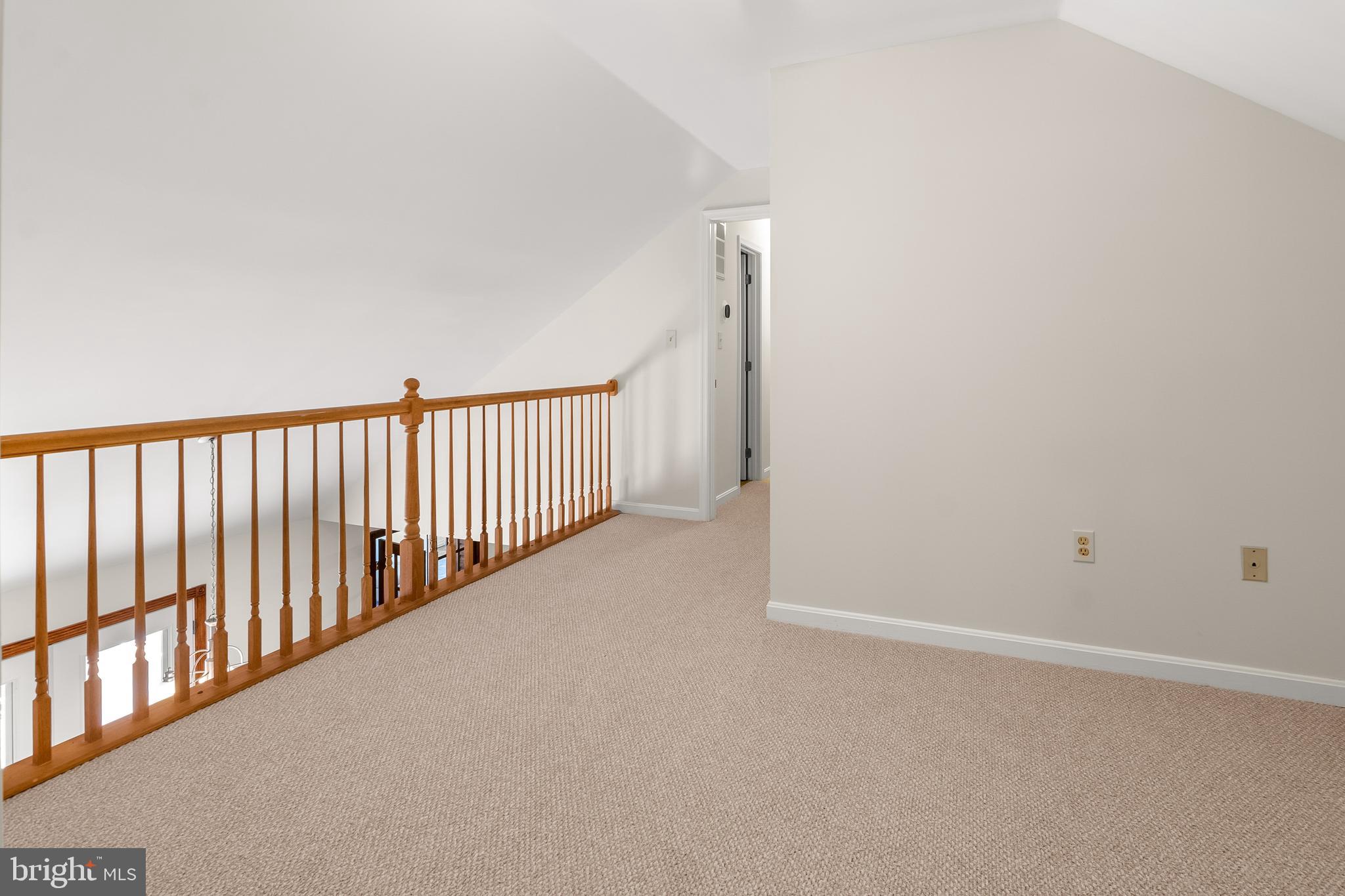 HEATHER KNOLLS - Residential