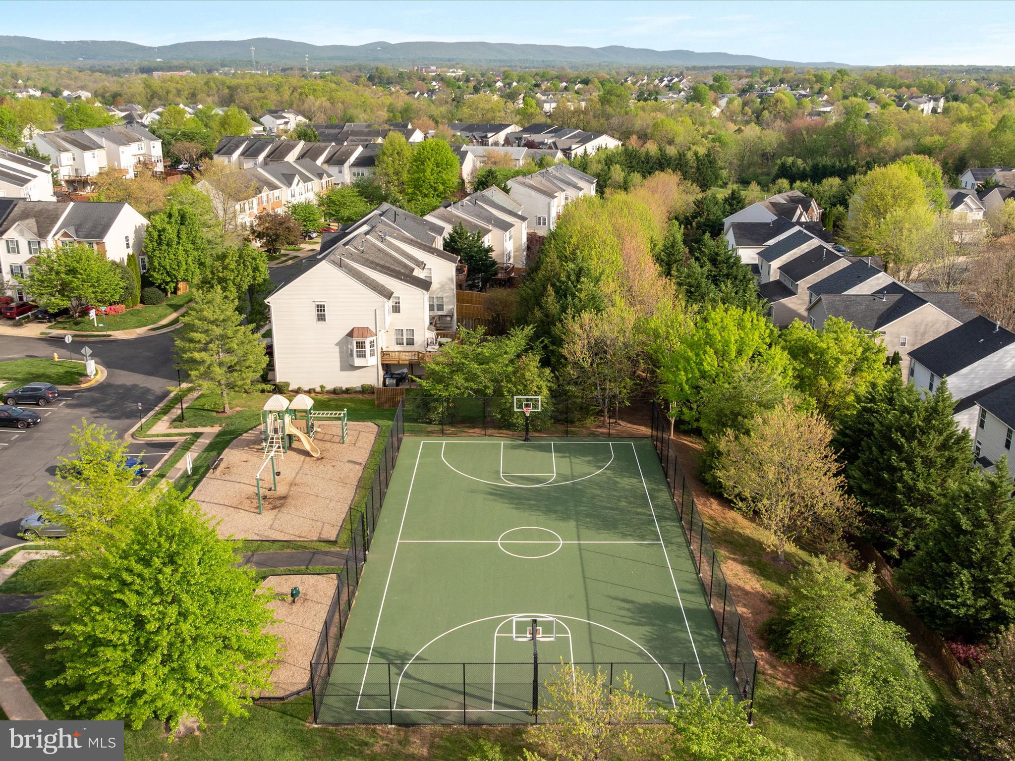 SOMERSET - Residential