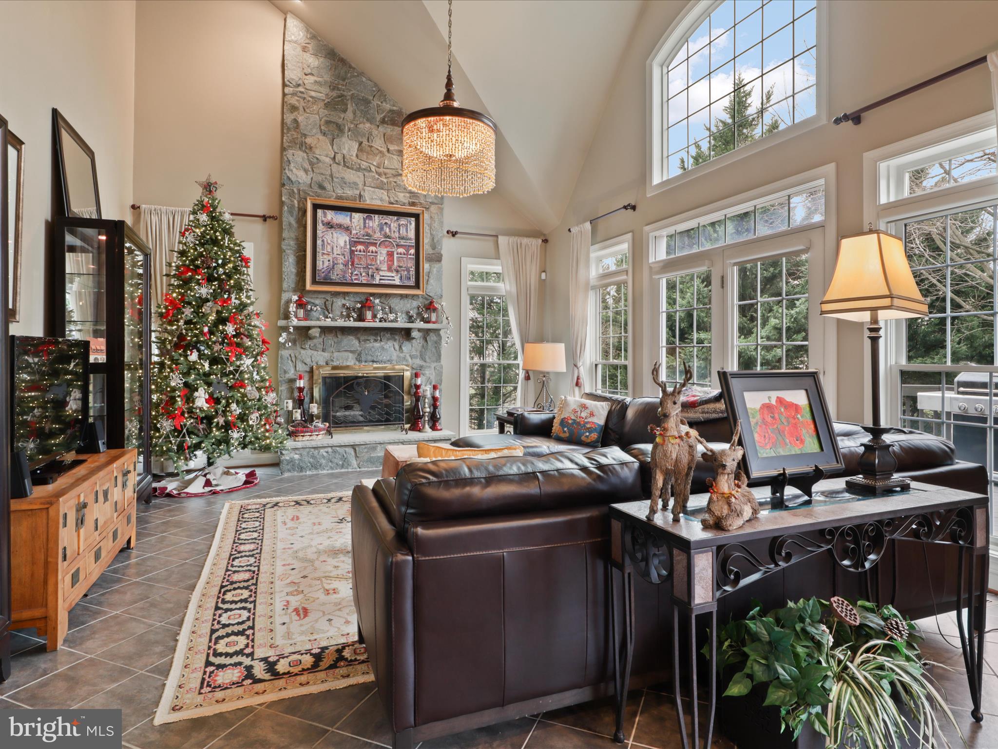 OAK HILL ESTATES - Residential