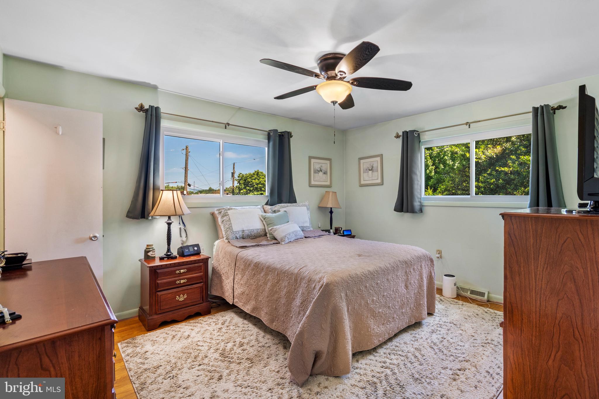 GREENBERRY HILLS - Residential
