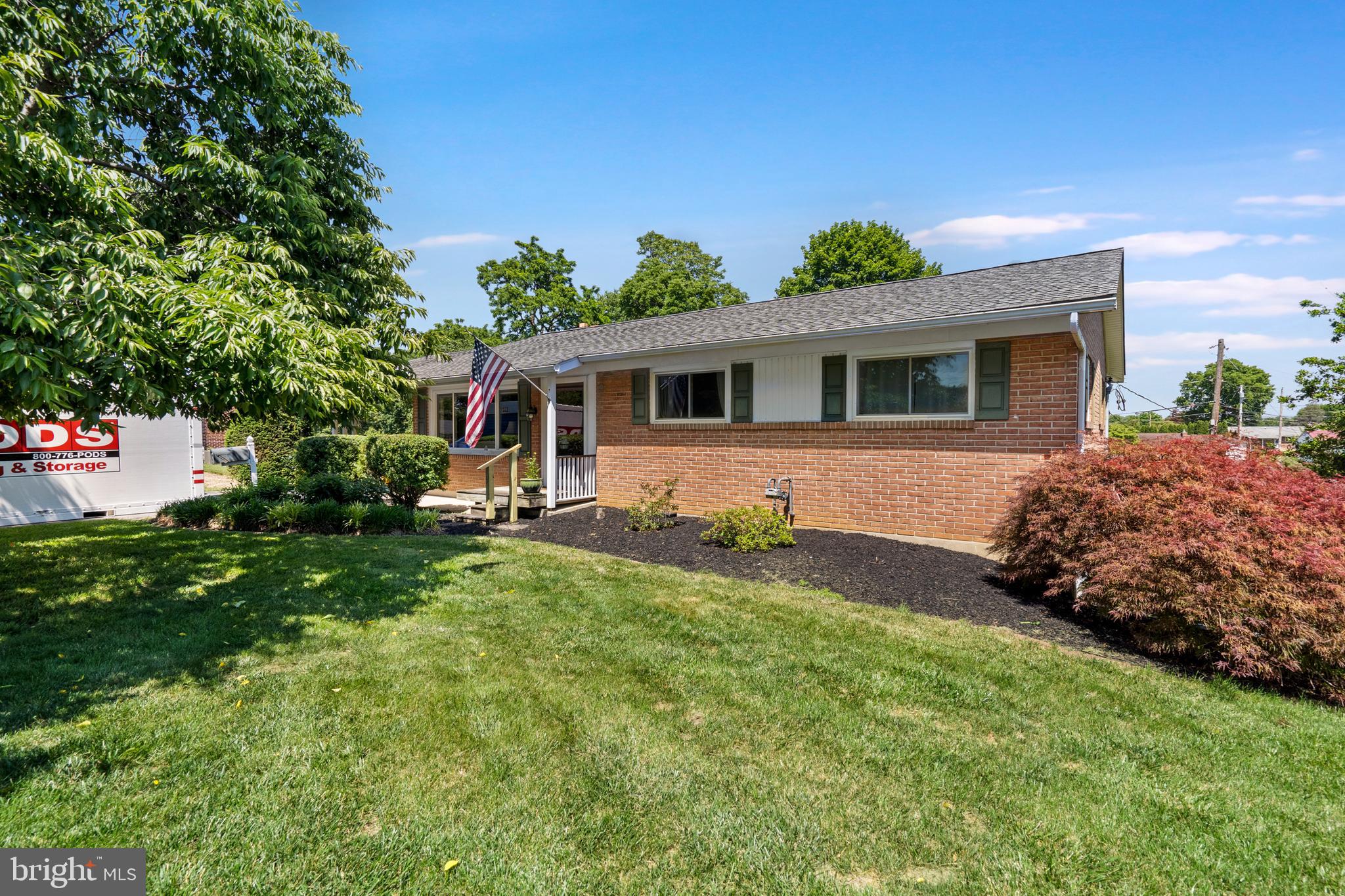GREENBERRY HILLS - Residential