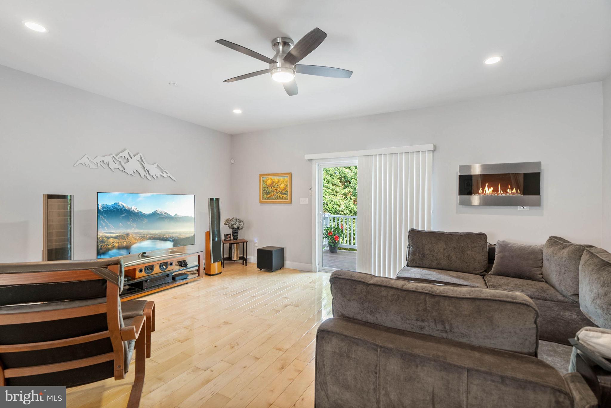 KIRK ACRES - Residential
